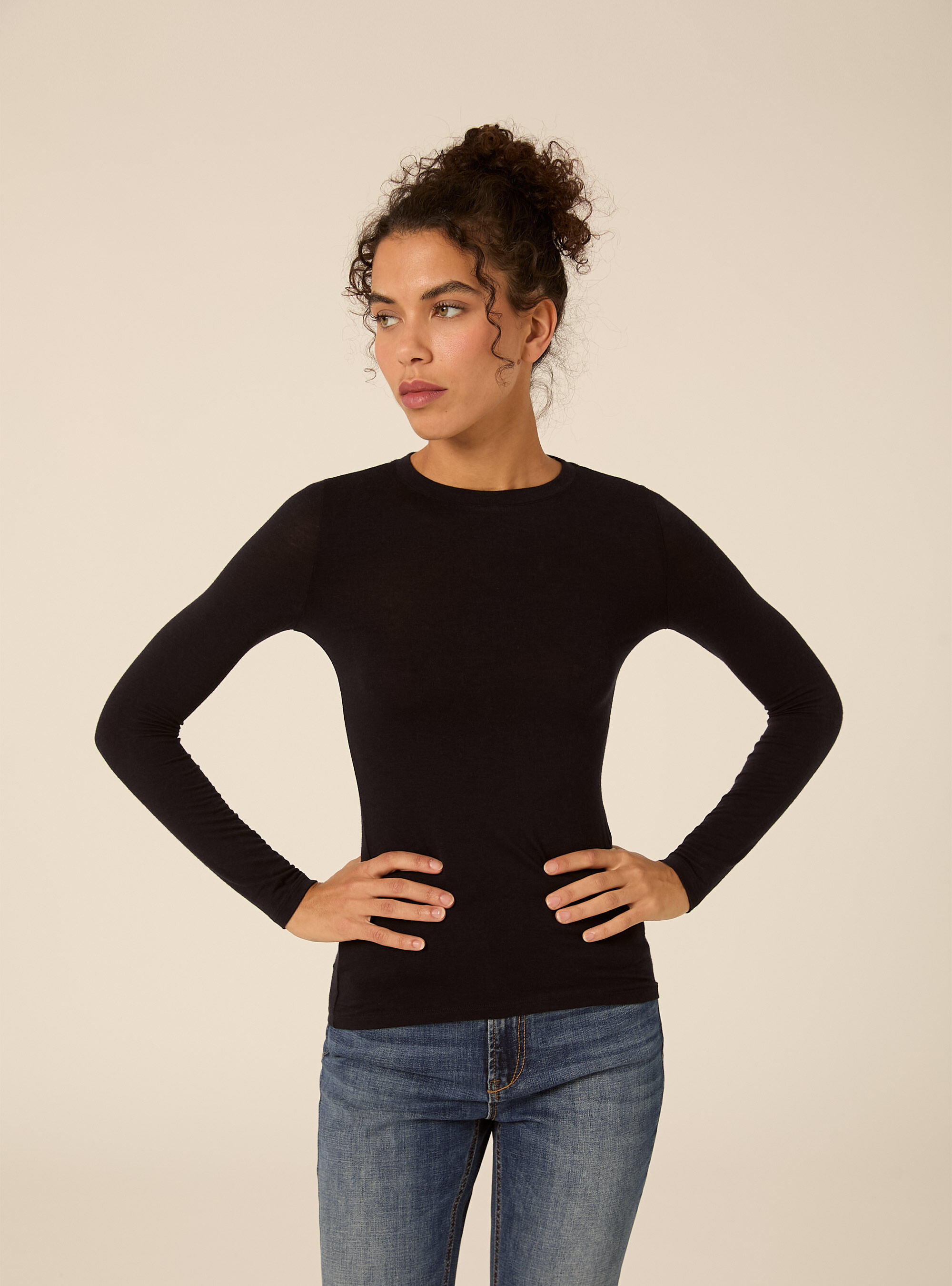 Camiseta de manga larga con cuello redondo en mezcla de cashmere