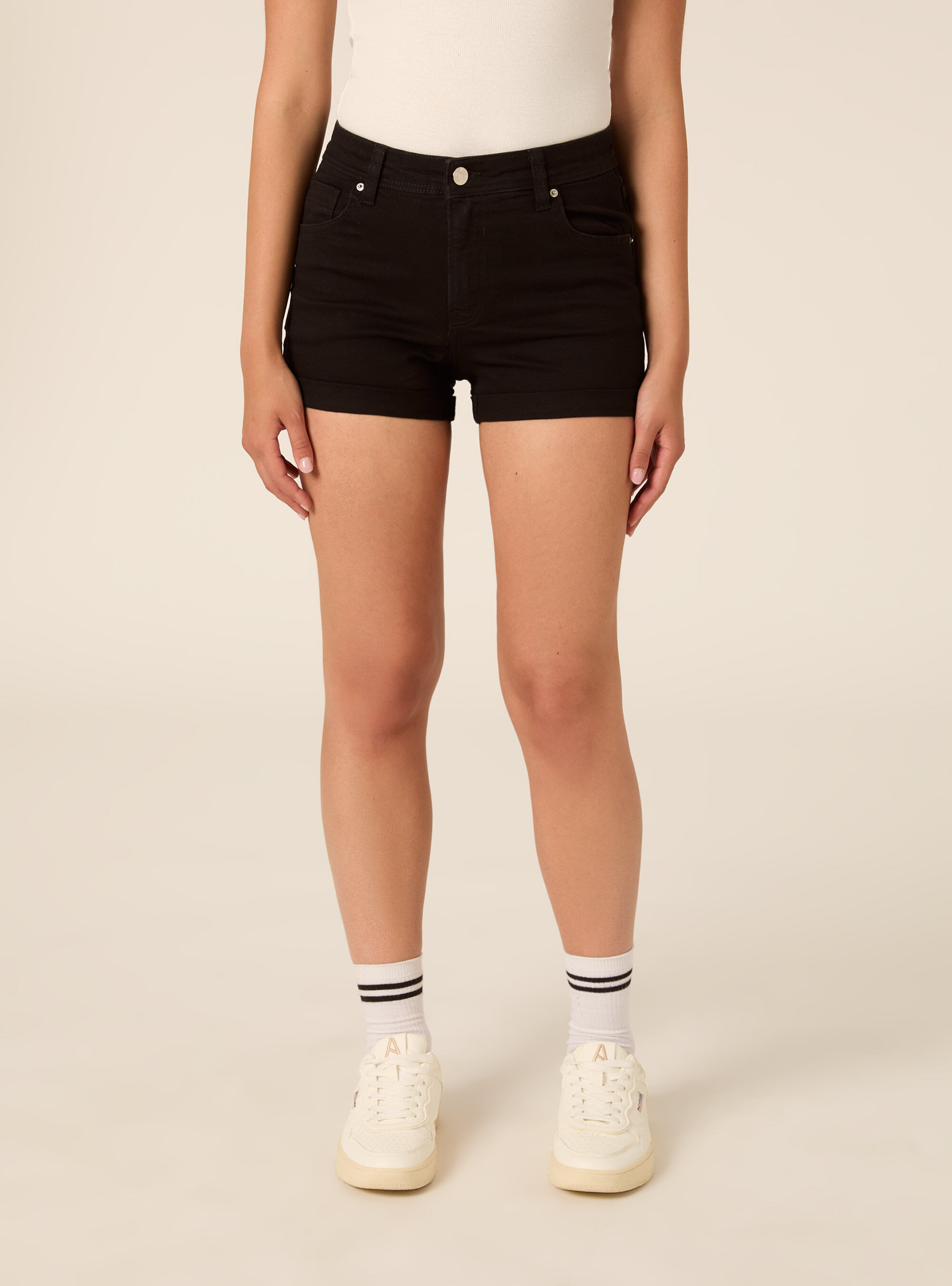 Shorts Vaqueros Cenidos con Dobladillo Vuelto