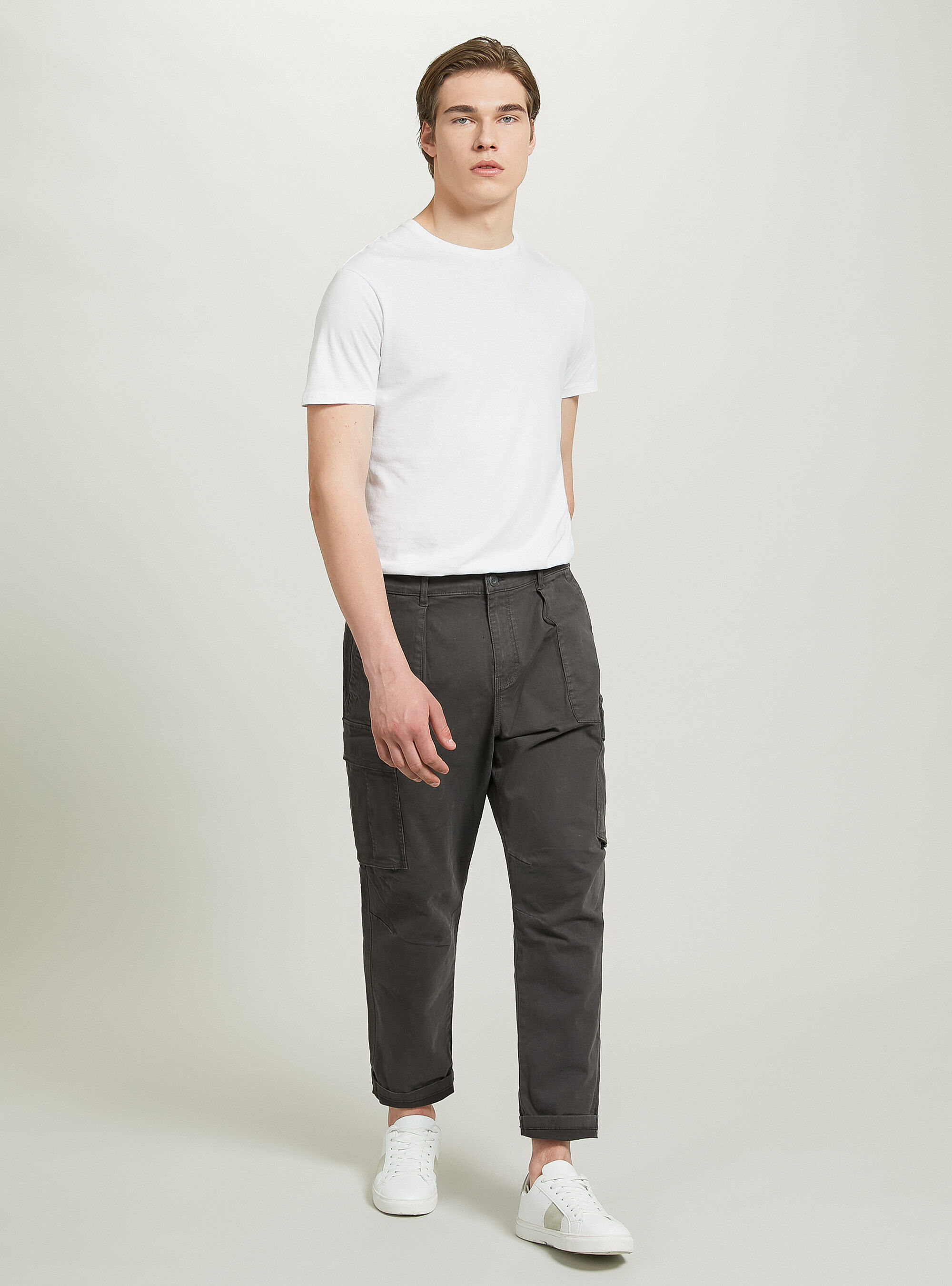 Pantaloni discount relaxed fit