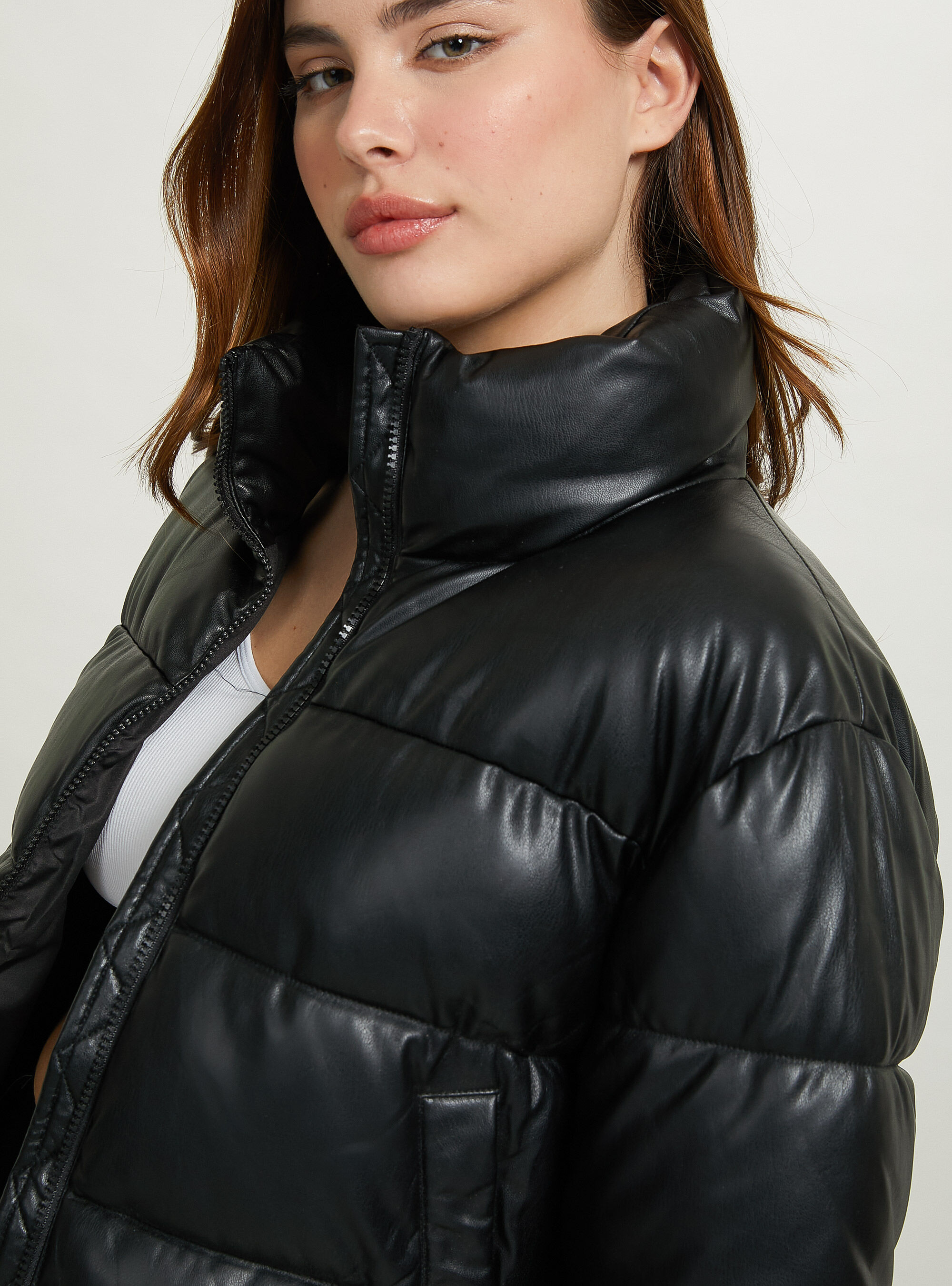 Chaqueta acolchada efecto piel