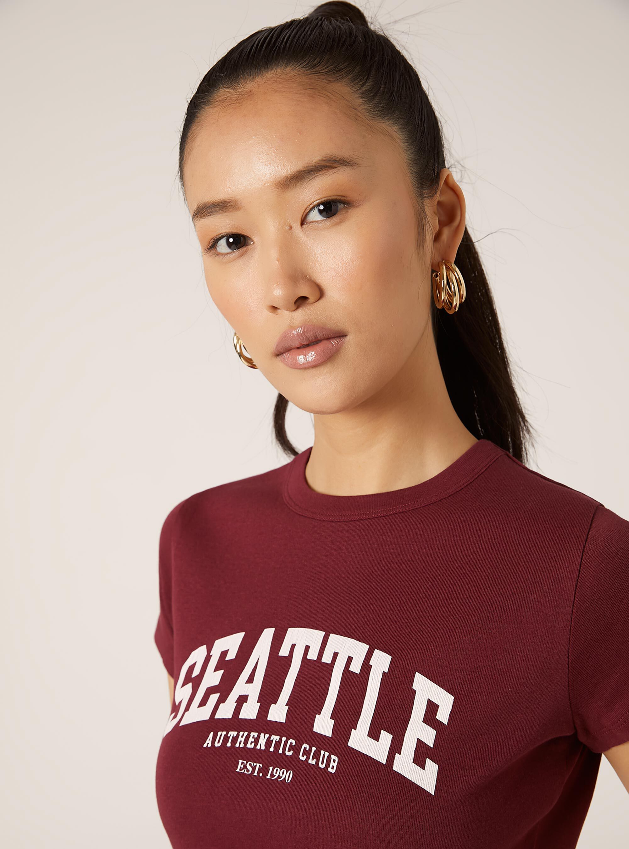 T-shirt court avec imprim&eacute; coll&egrave;ge, BO1 BORDEAUX DARK