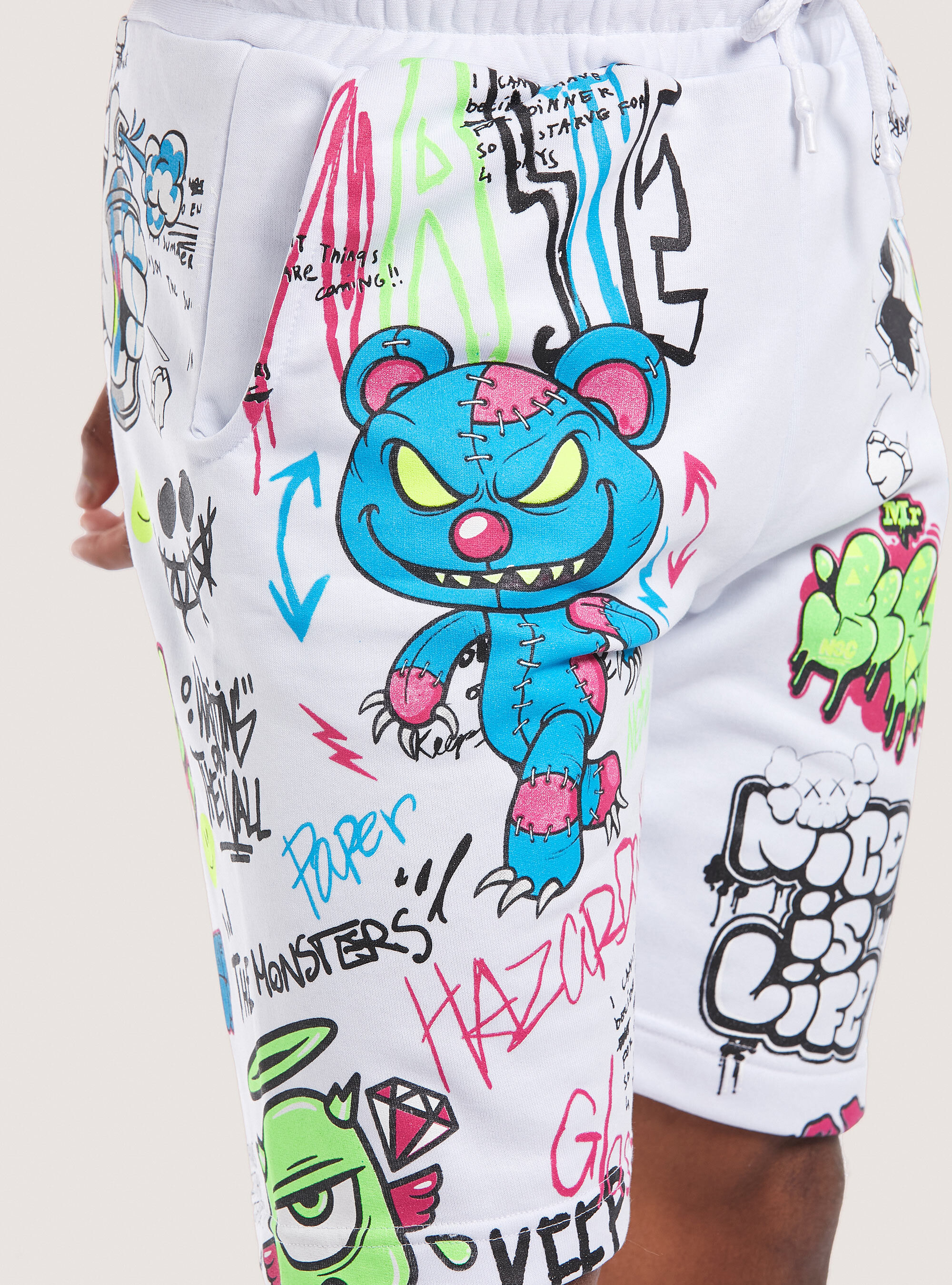 Bermuda shorts with all over ''Smile Collection'' print, WH2 WHITE