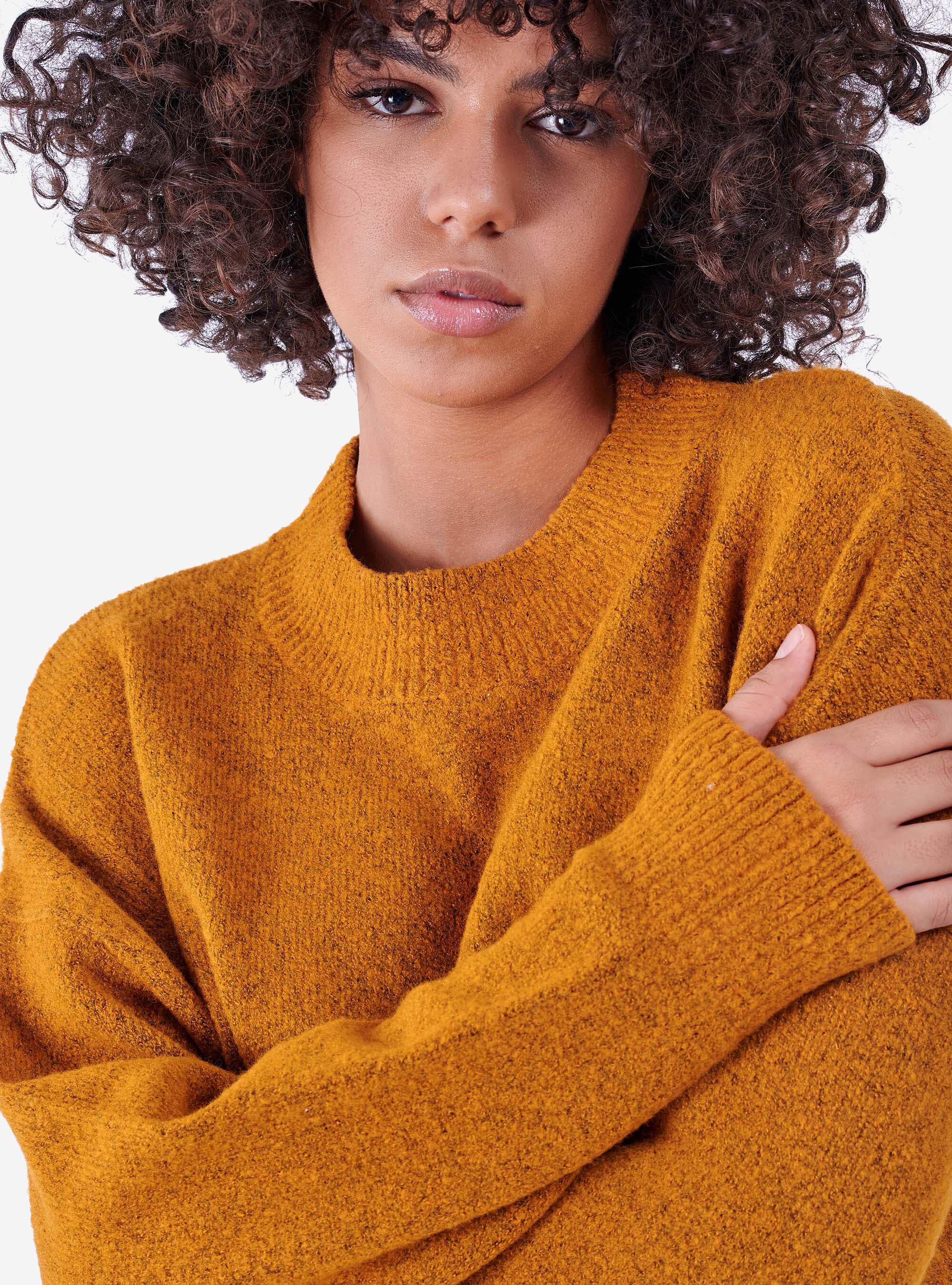 CREWNECK SWEATER, MUSTARD