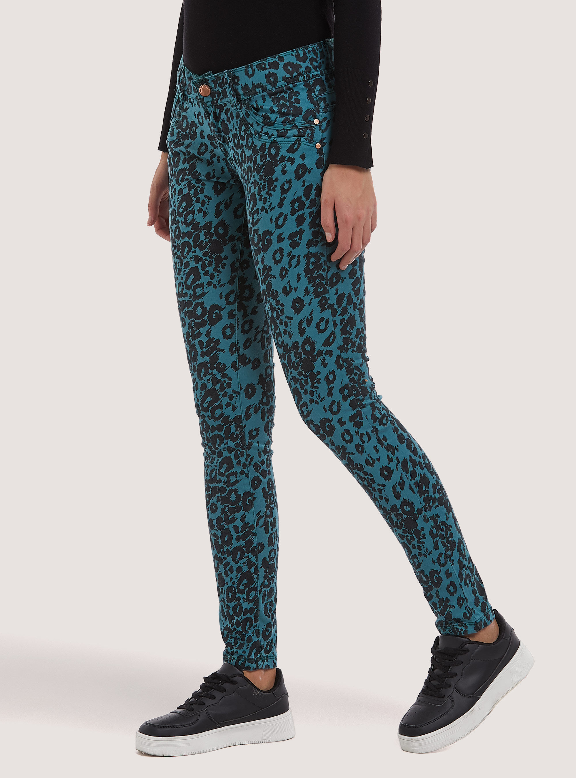 Pantaloni stampati effetto laminato, C641 GREEN