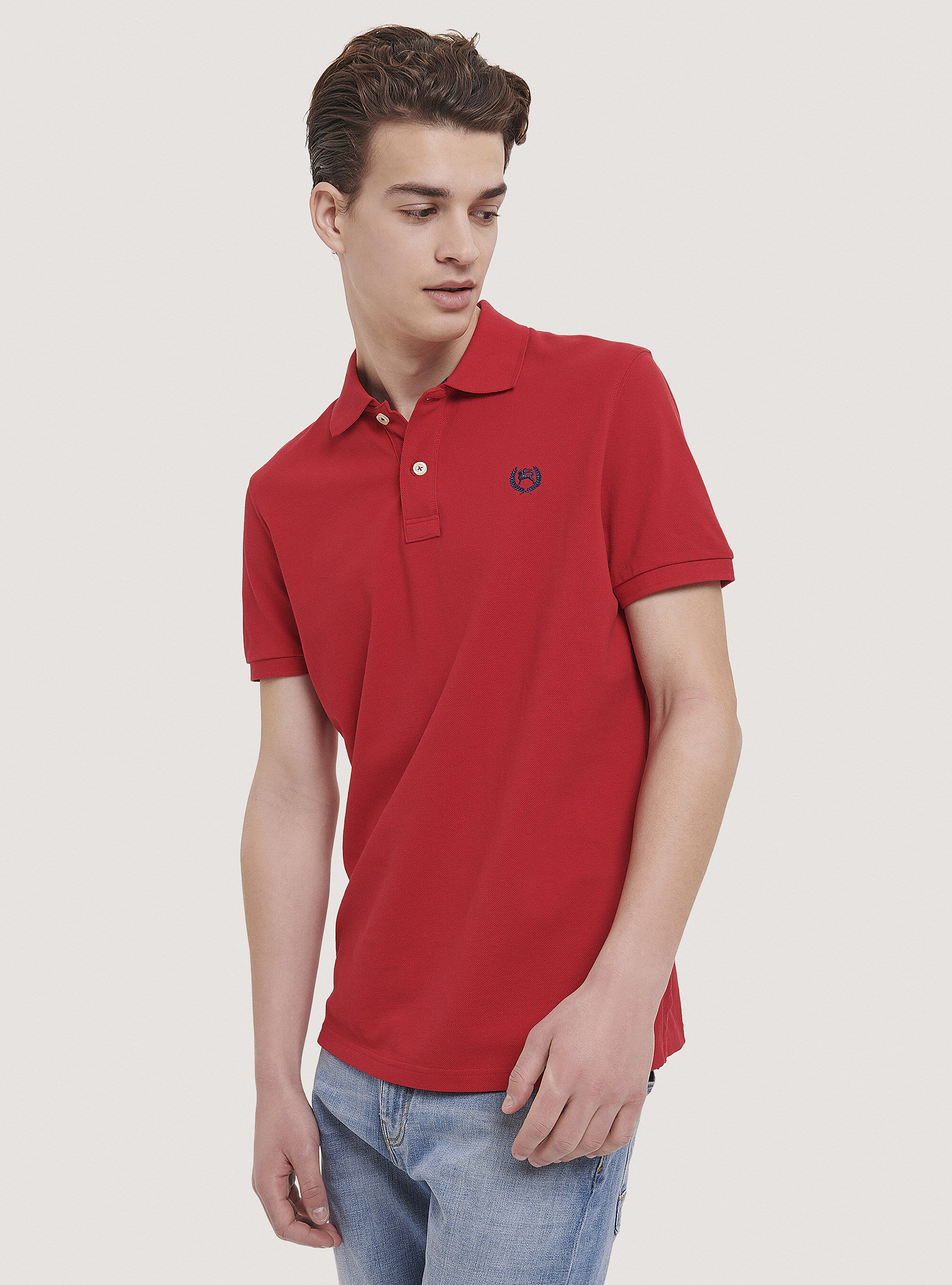 Poloshirt aus Baumwollpikee mit Stickerei, C4494 RED