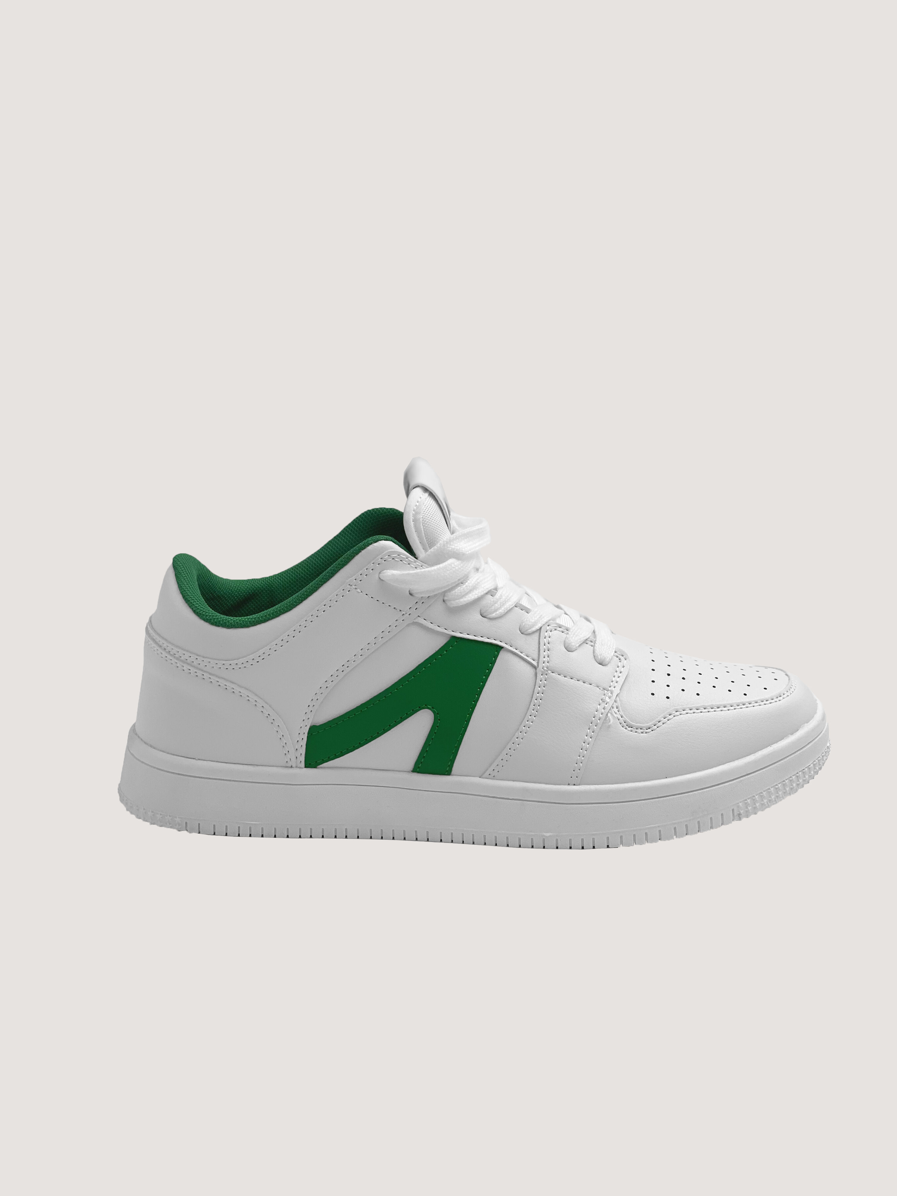 Sneaker con dettagi a contrasto