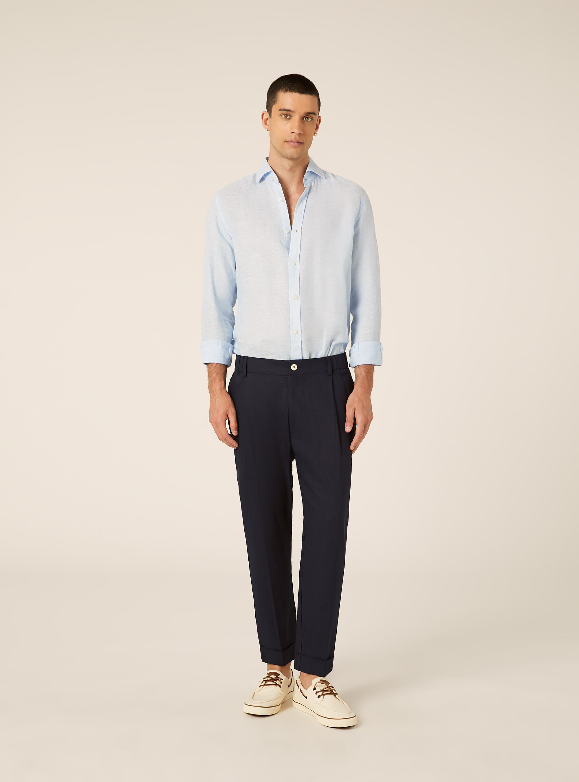 Pantaloni una pince misto lino
