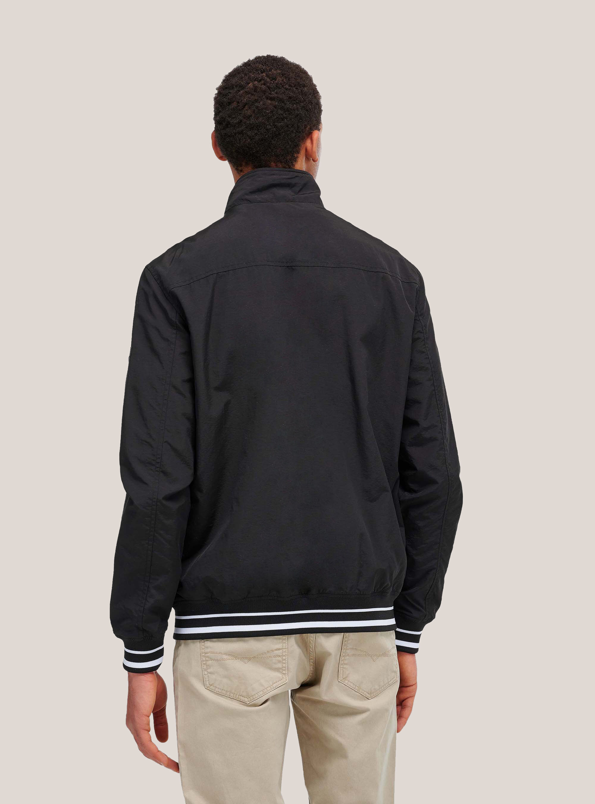 Blouson aviateur en nylon avec d&eacute;tails ray&eacute;s, C101 BLACK