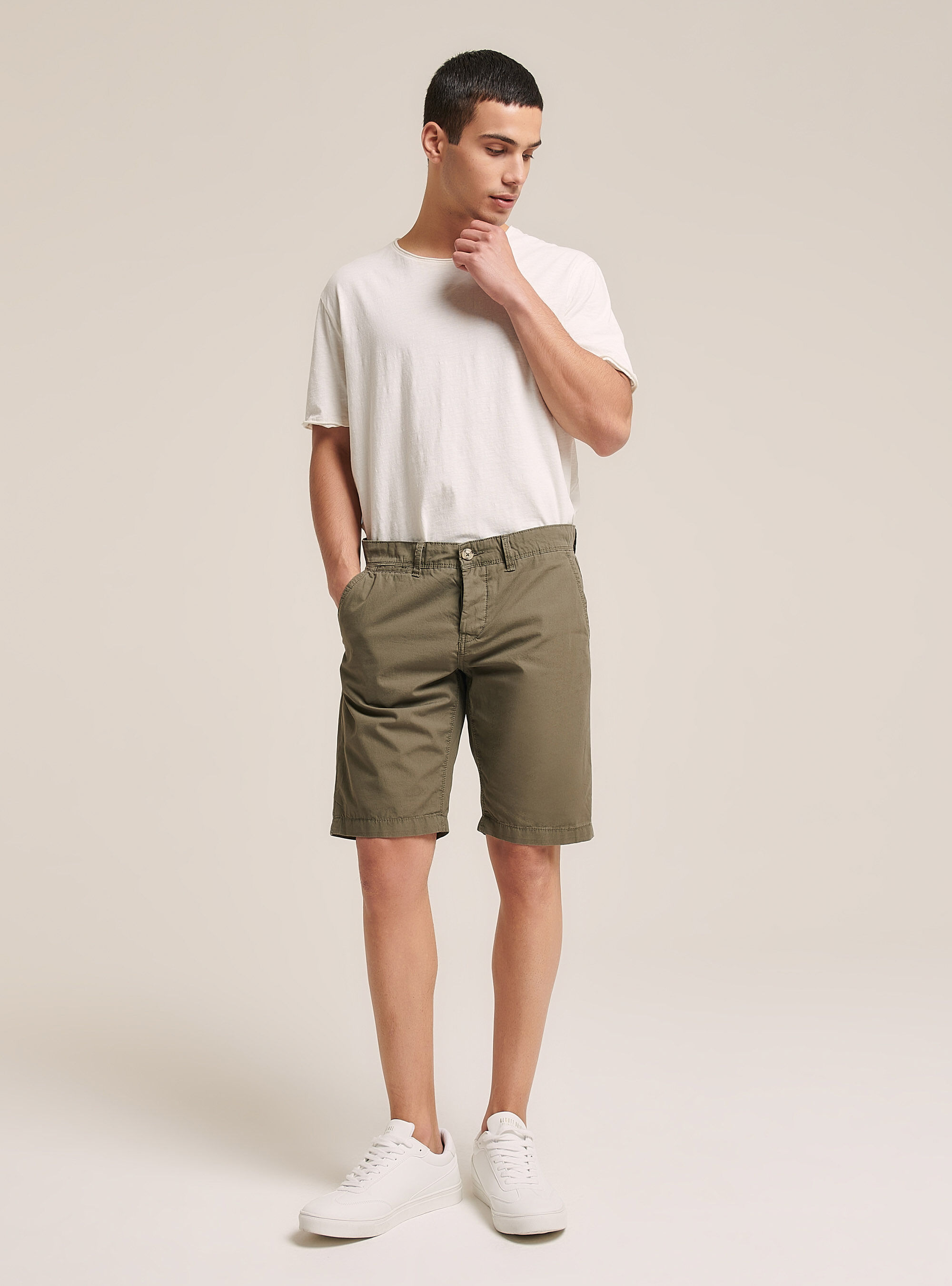 Bermuda in canvas skinny fit, C0597 KHAKY