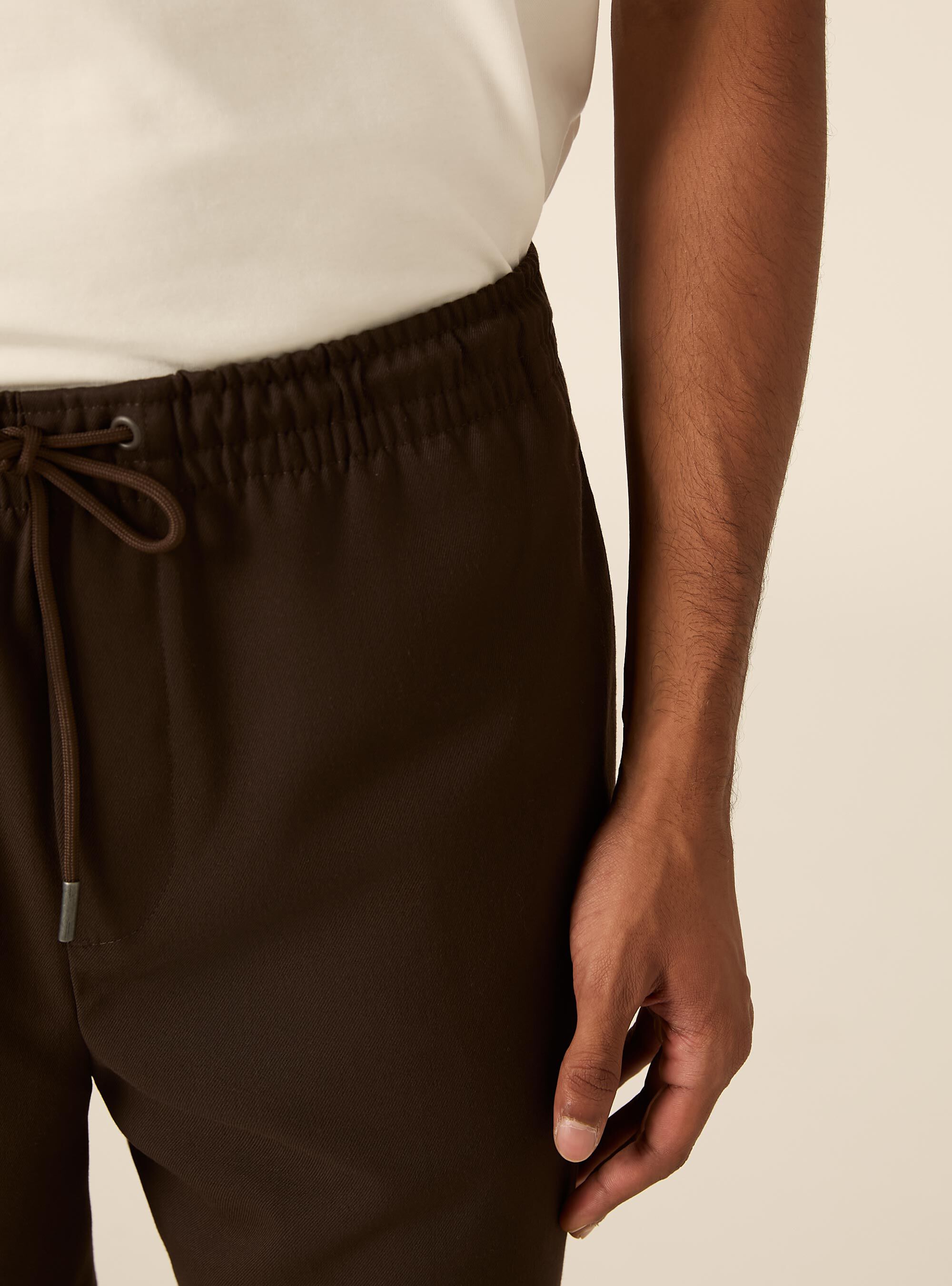 Tailored jogger trousers with elasticated drawstring waist, BR1 BROWN DARK