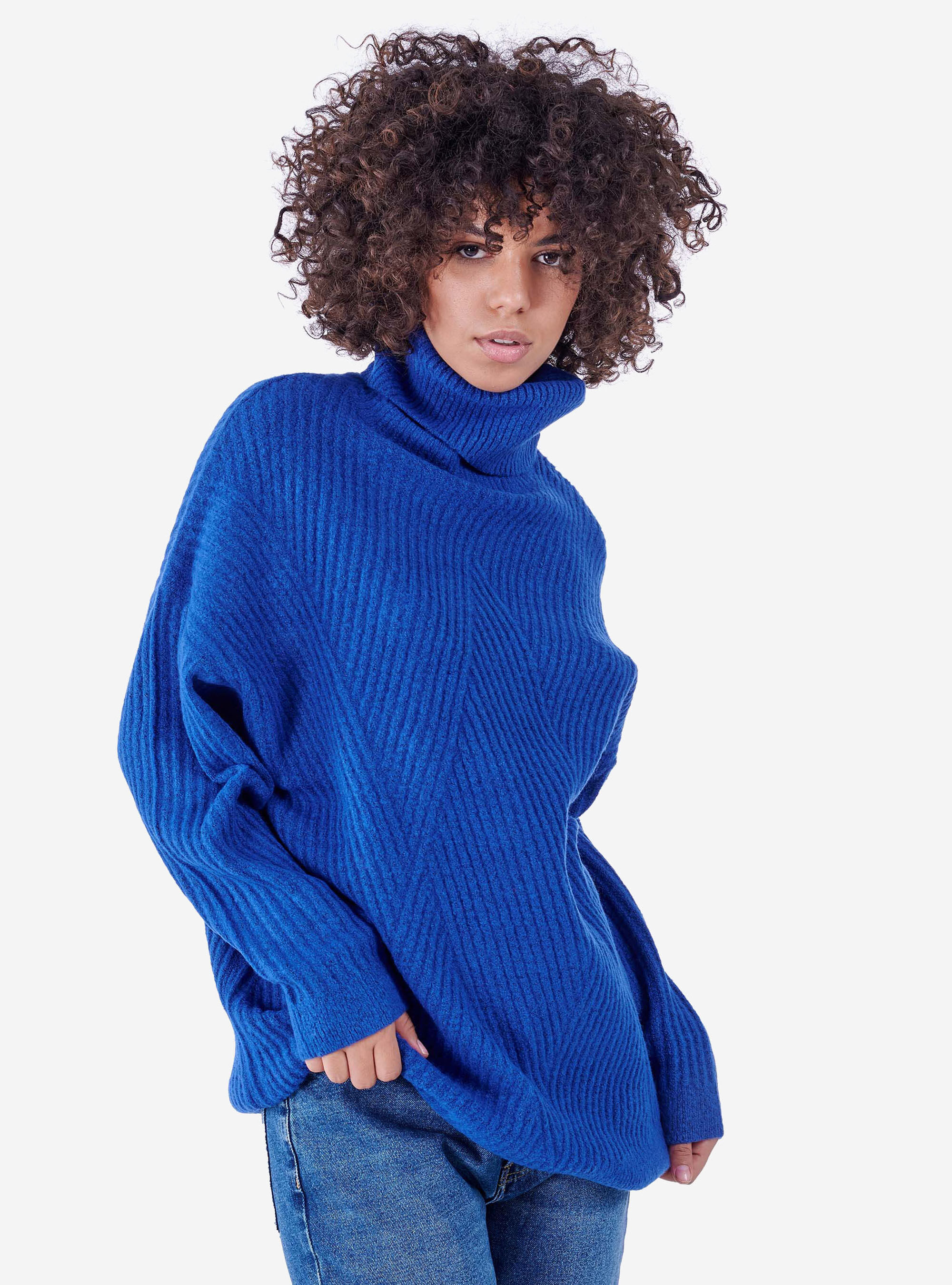 Maglione collo alto best sale oversize