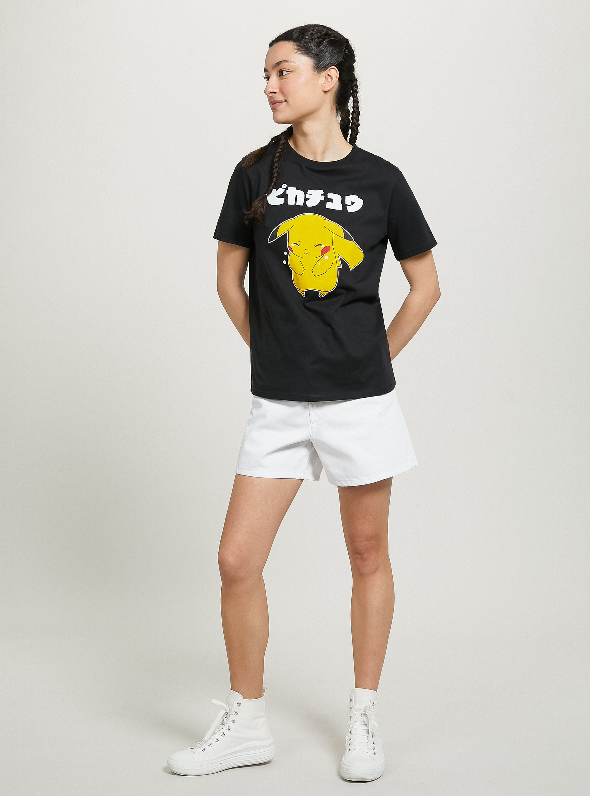 Bershka pokemon online shirt