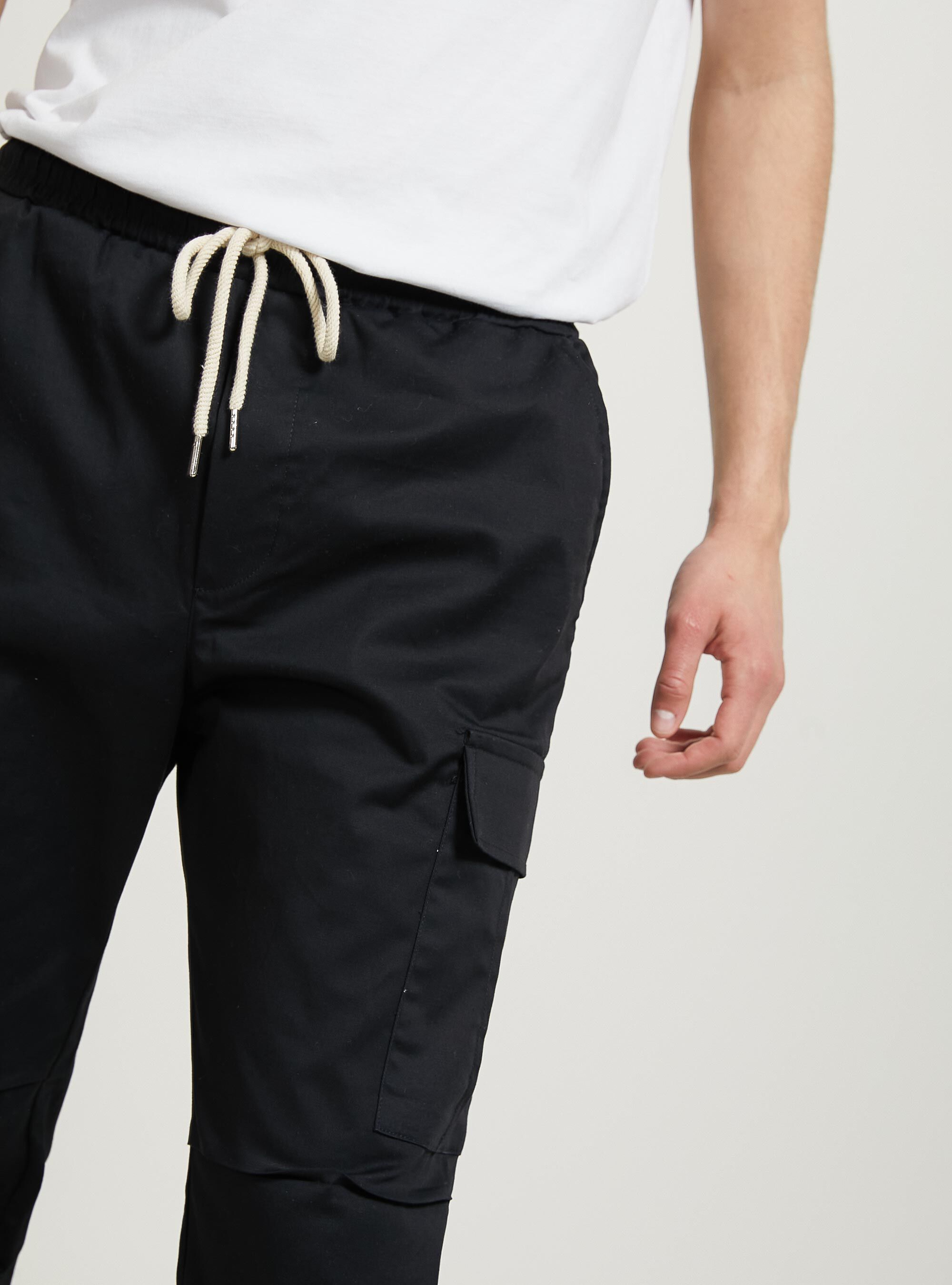 Pantaloni parachute con tasconi, BK1 BLACK
