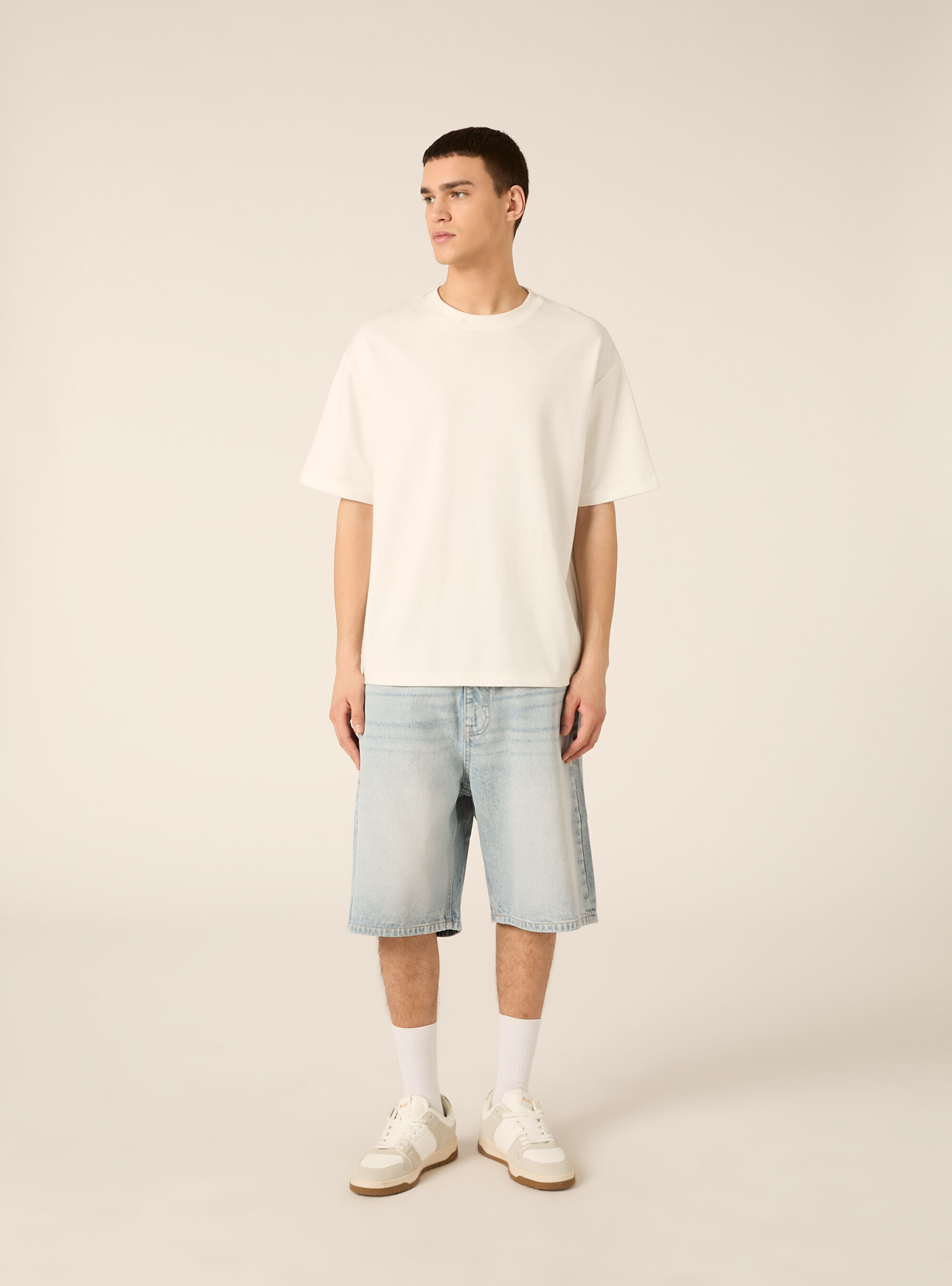 Bermuda jort fit  in denim