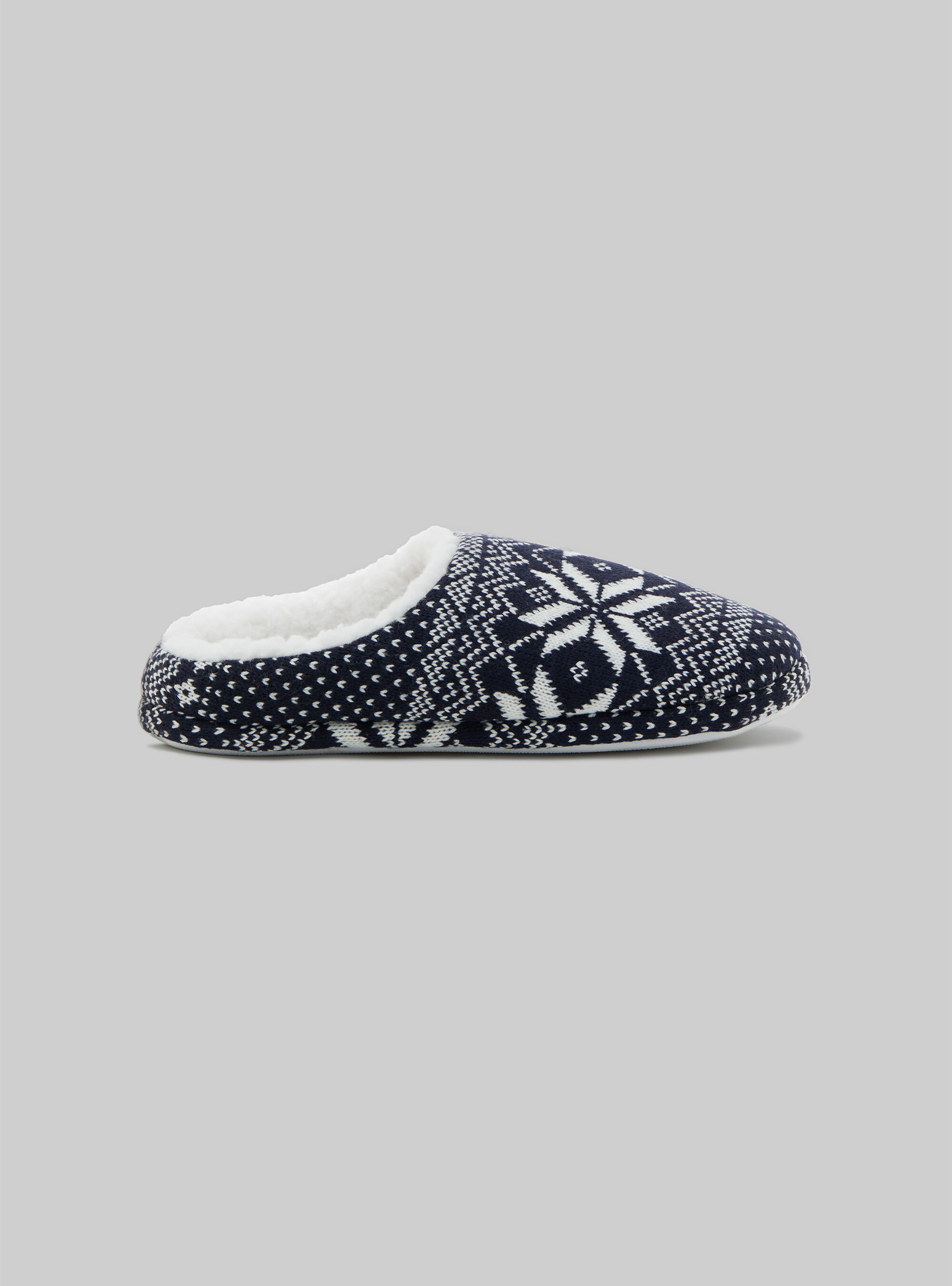 Zapatillas piel 2025 sintetica