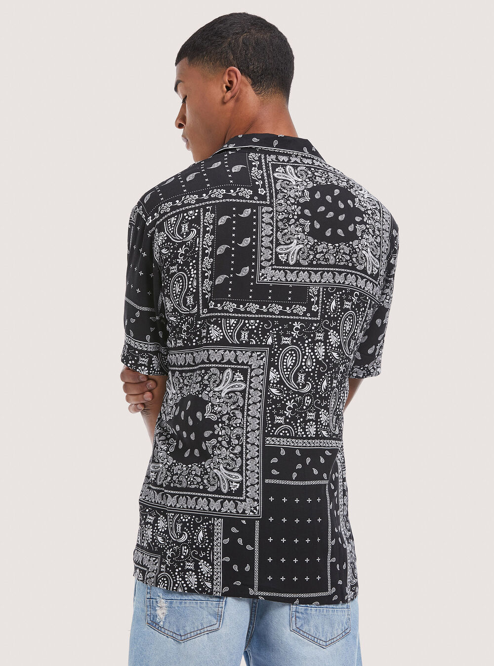 Shirt with paisley print and bowling collar | Alcott | Shirts Uomo