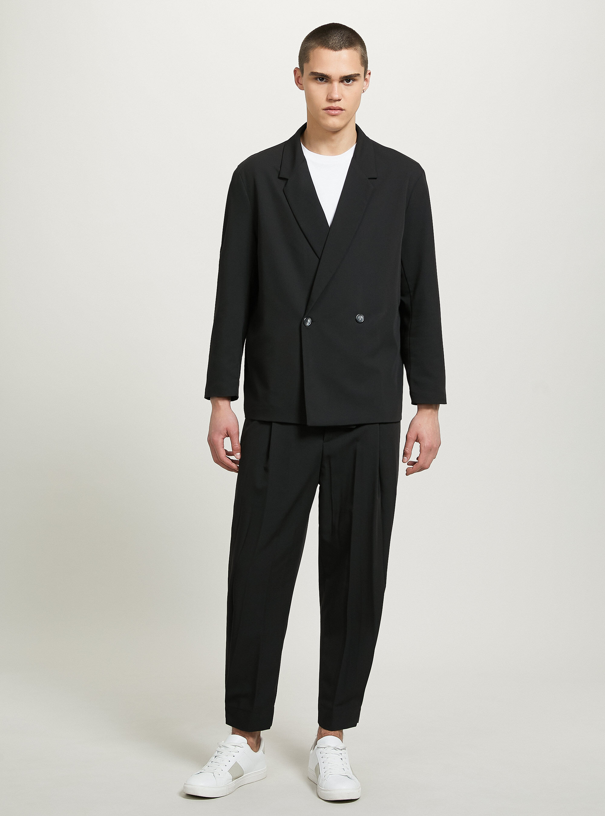 Pantaloni con doppia pence trasversale, BK1 BLACK