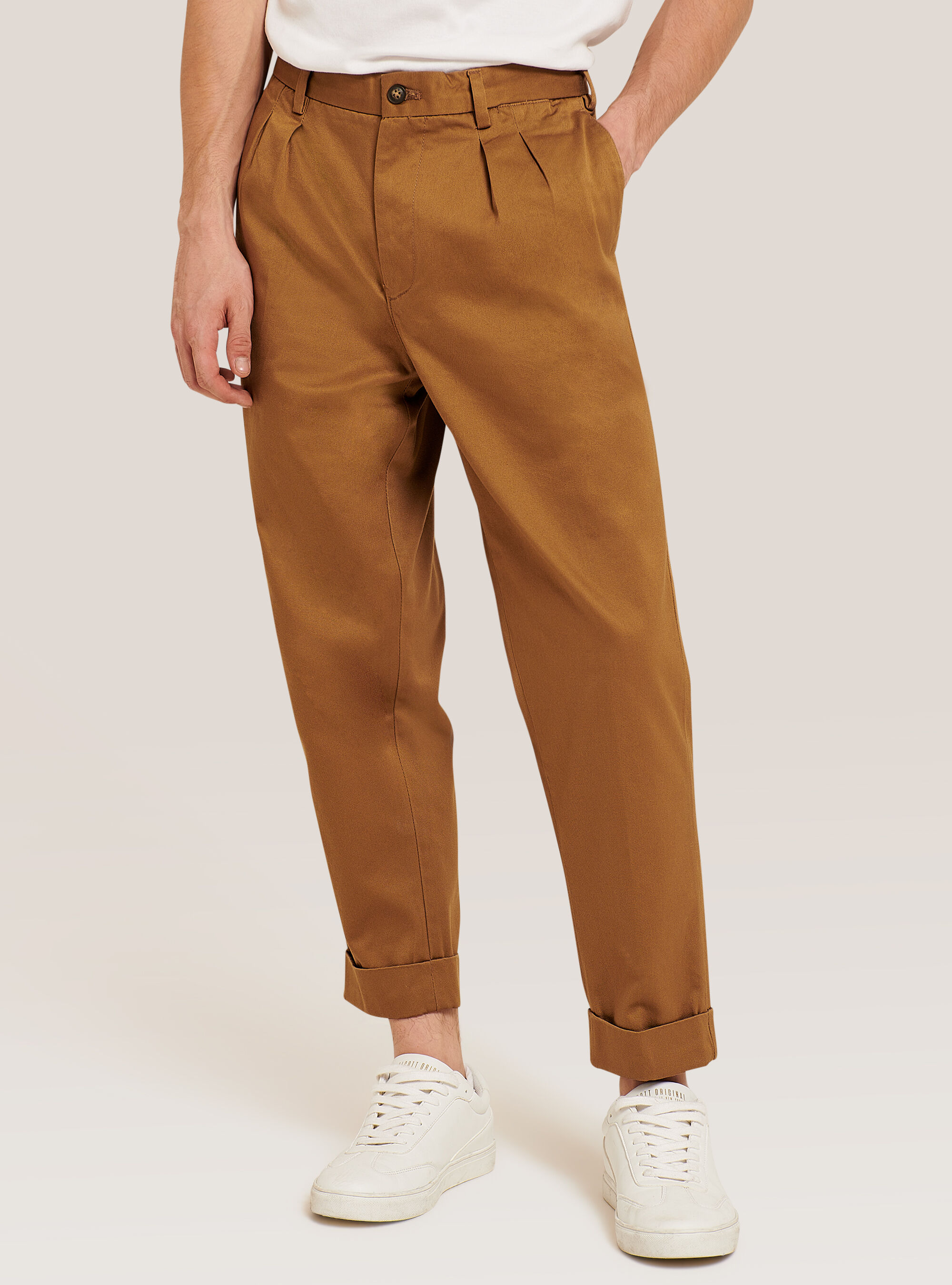 Pantaloni chinos con doppia pinces | Alcott | Pantaloni Uomo