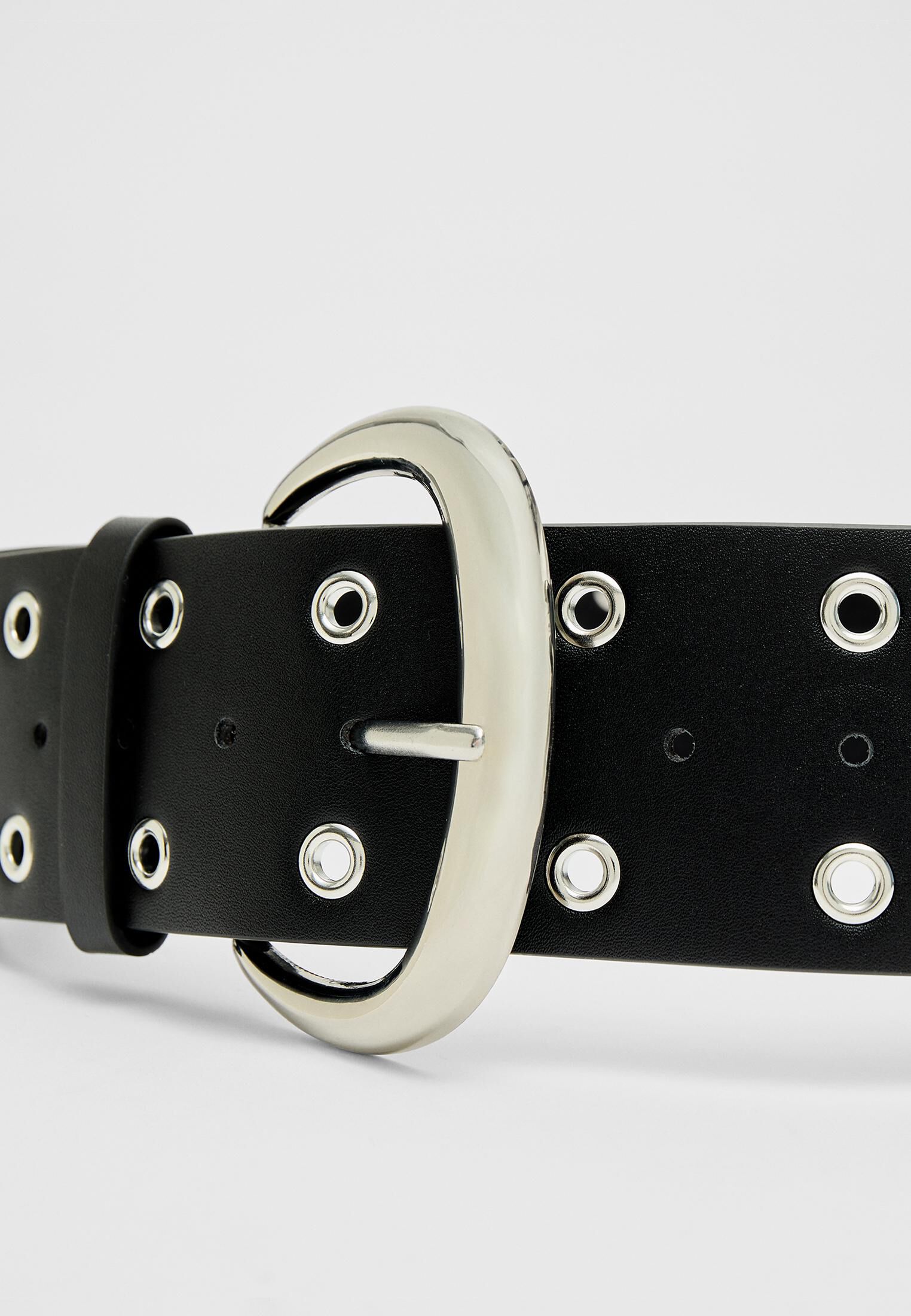 Cintura larga con occhielli