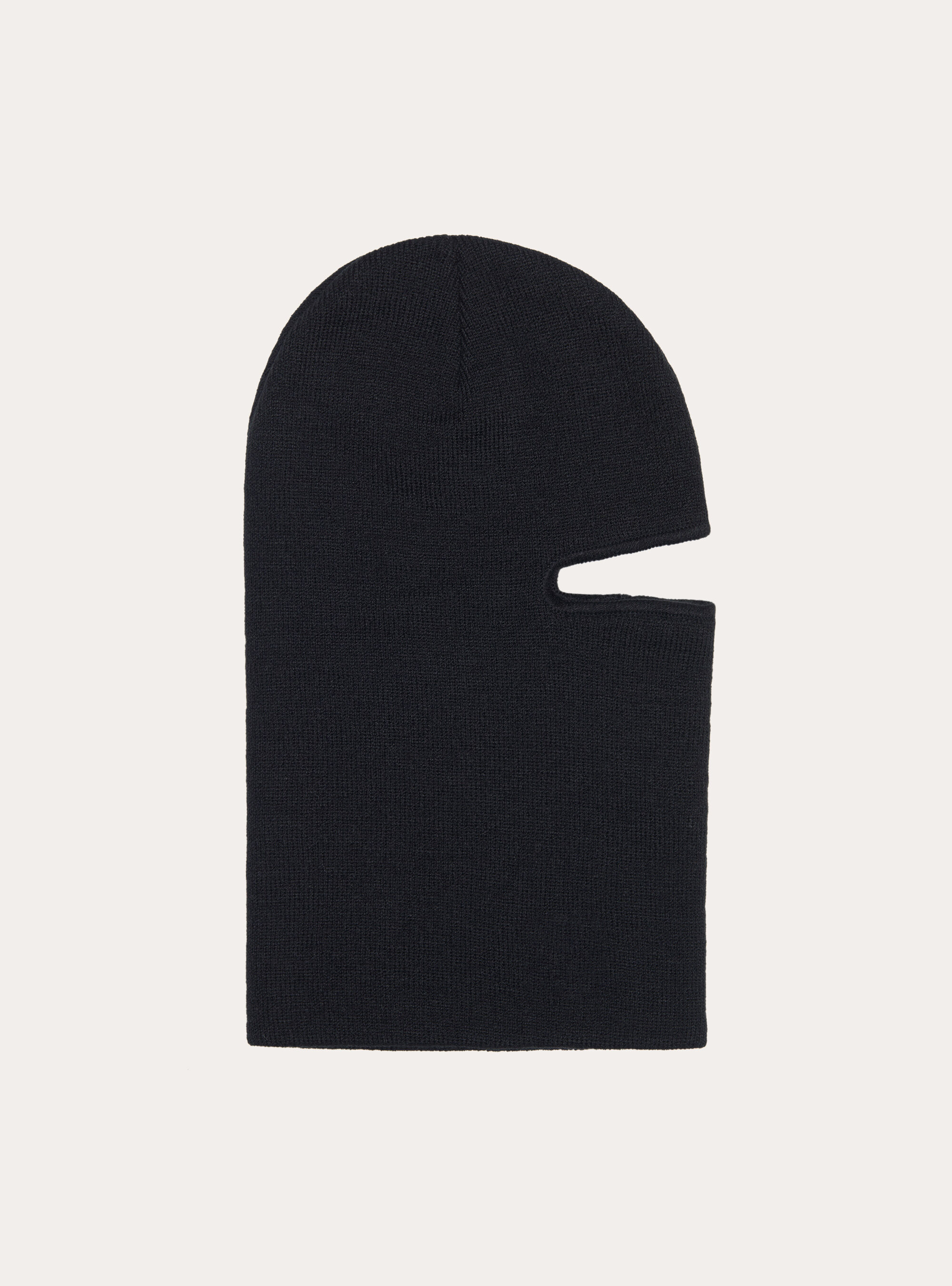 Balaclava con etichetta