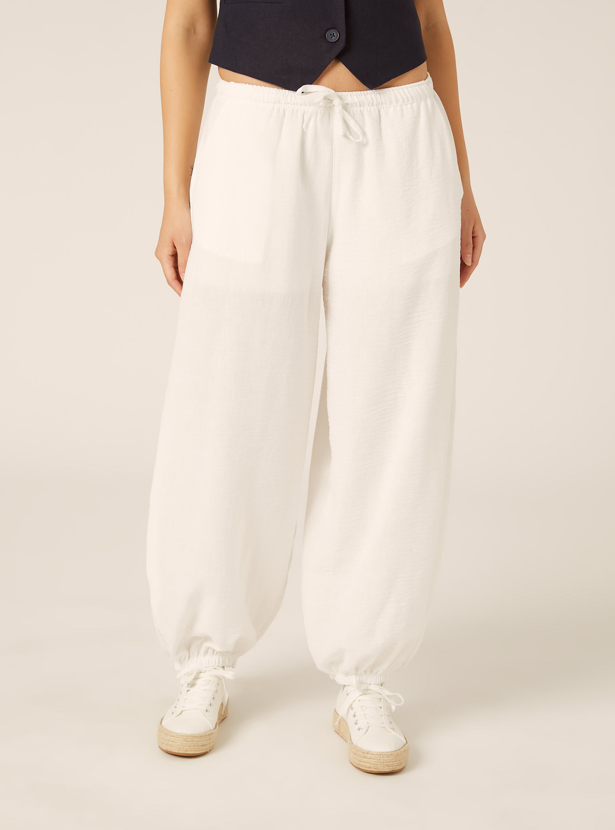 Pantaloni da gaucho effetto crepe, WH2 WHITE