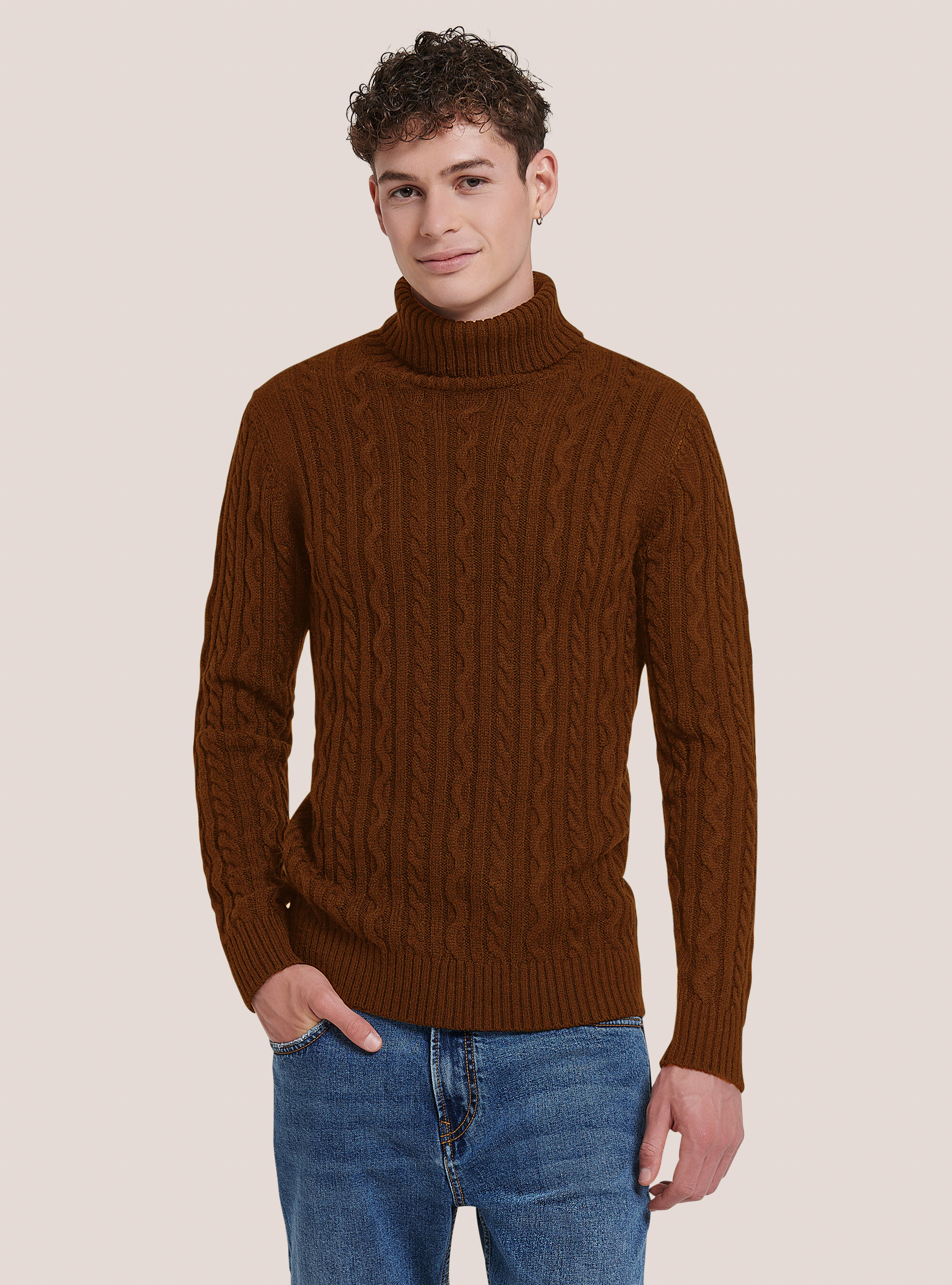 Jersey de cuello alto con trenzas