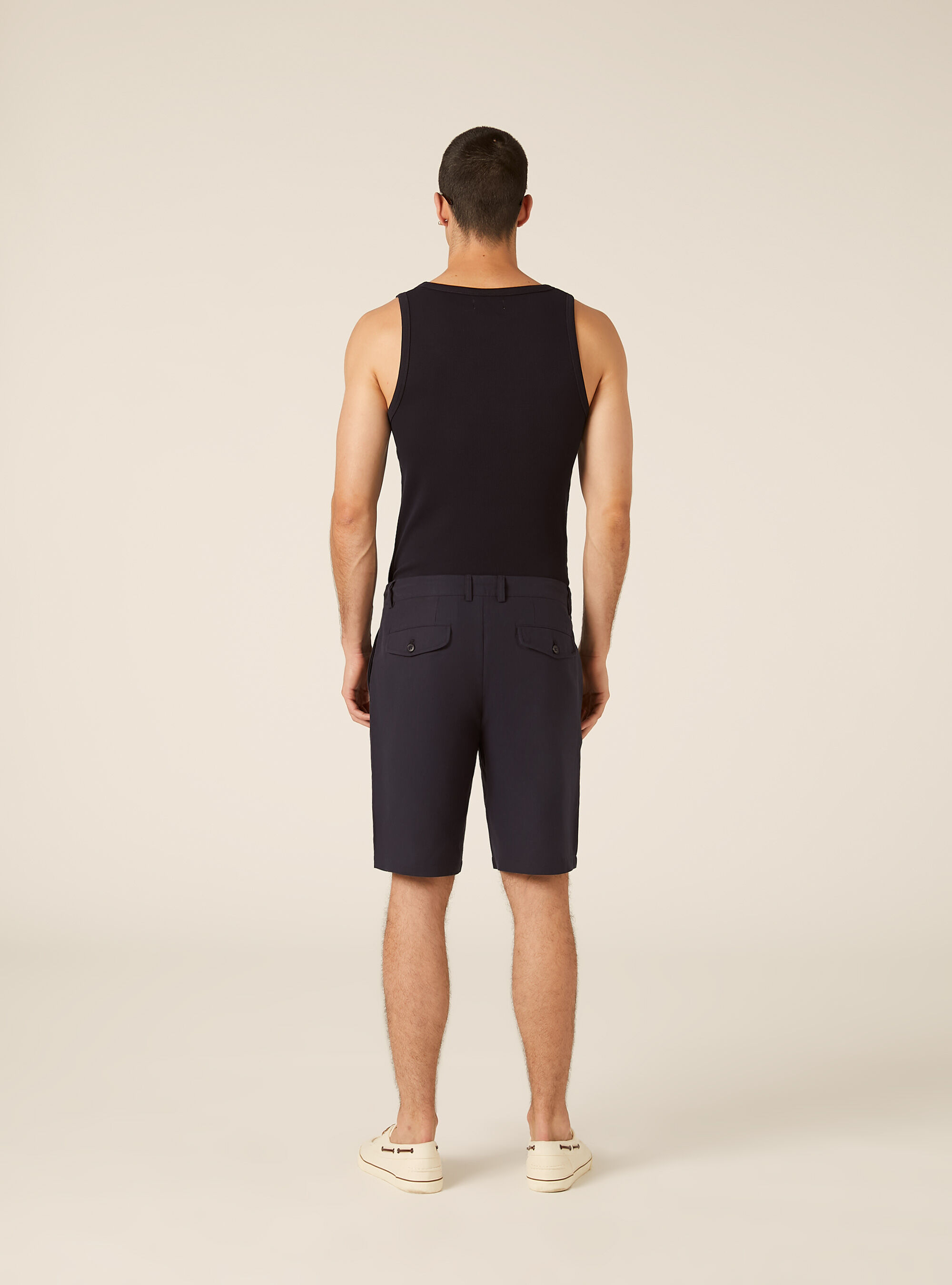 Bermuda basico una pince in misto lino, NA1 NAVY DARK