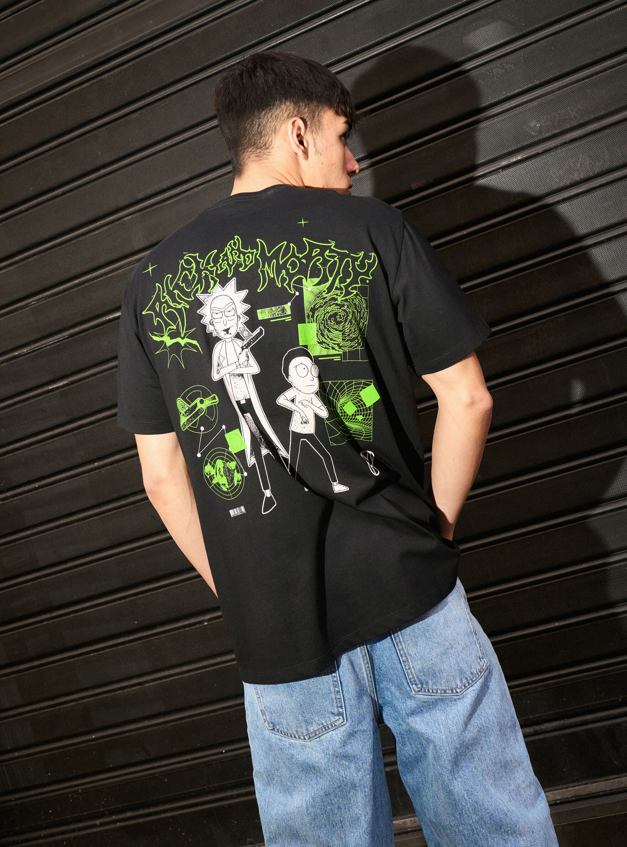 T-shirt rick and morty