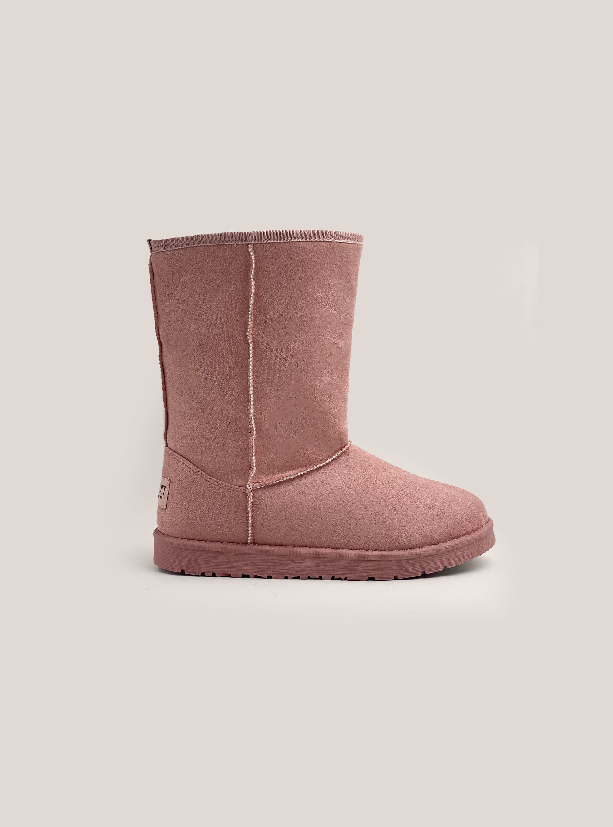 Suede ankle boots with faux fur inside