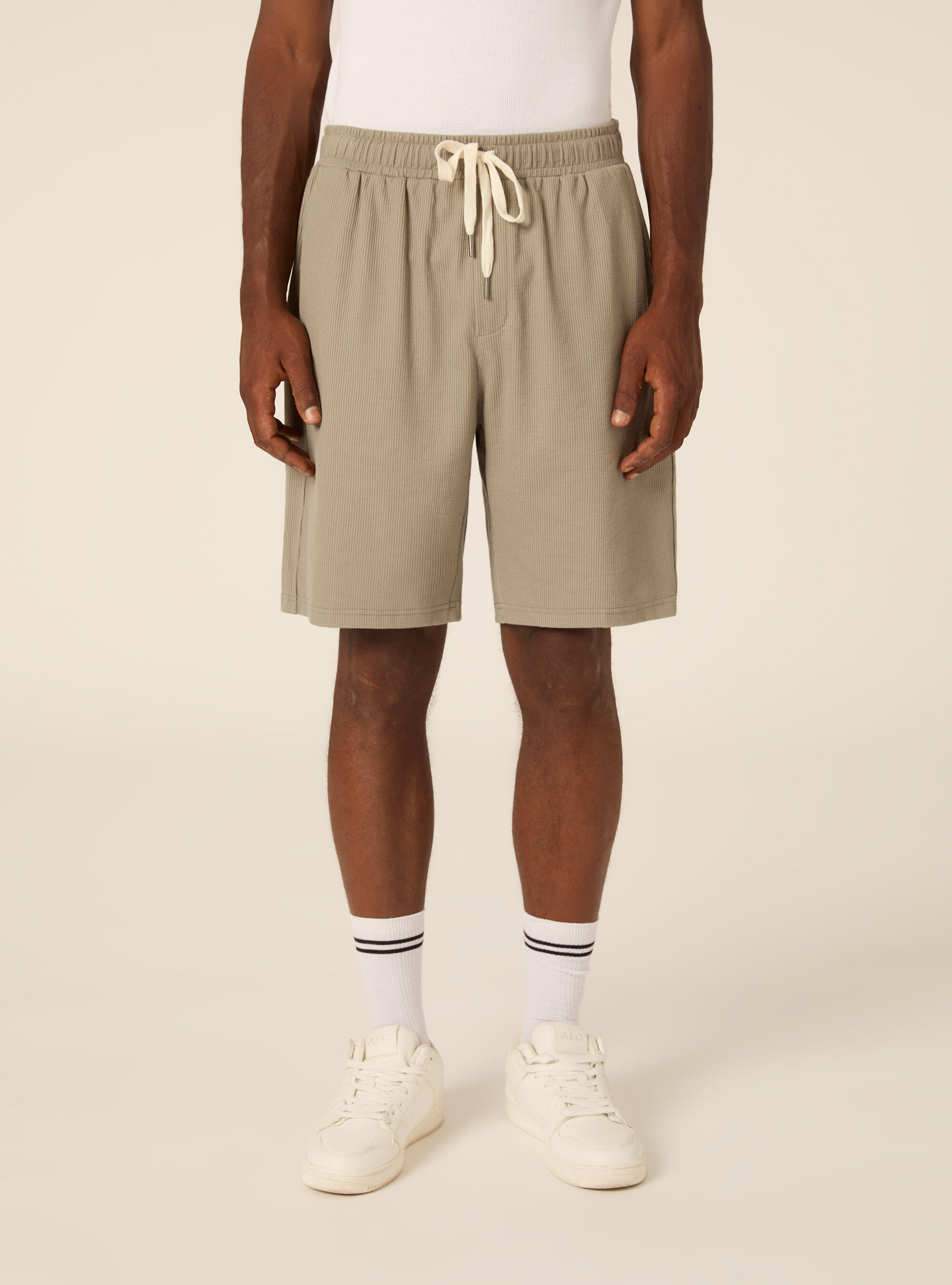 Bermuda con elastico in vita  in maglia a coste, SG3 SAGE LIGHT