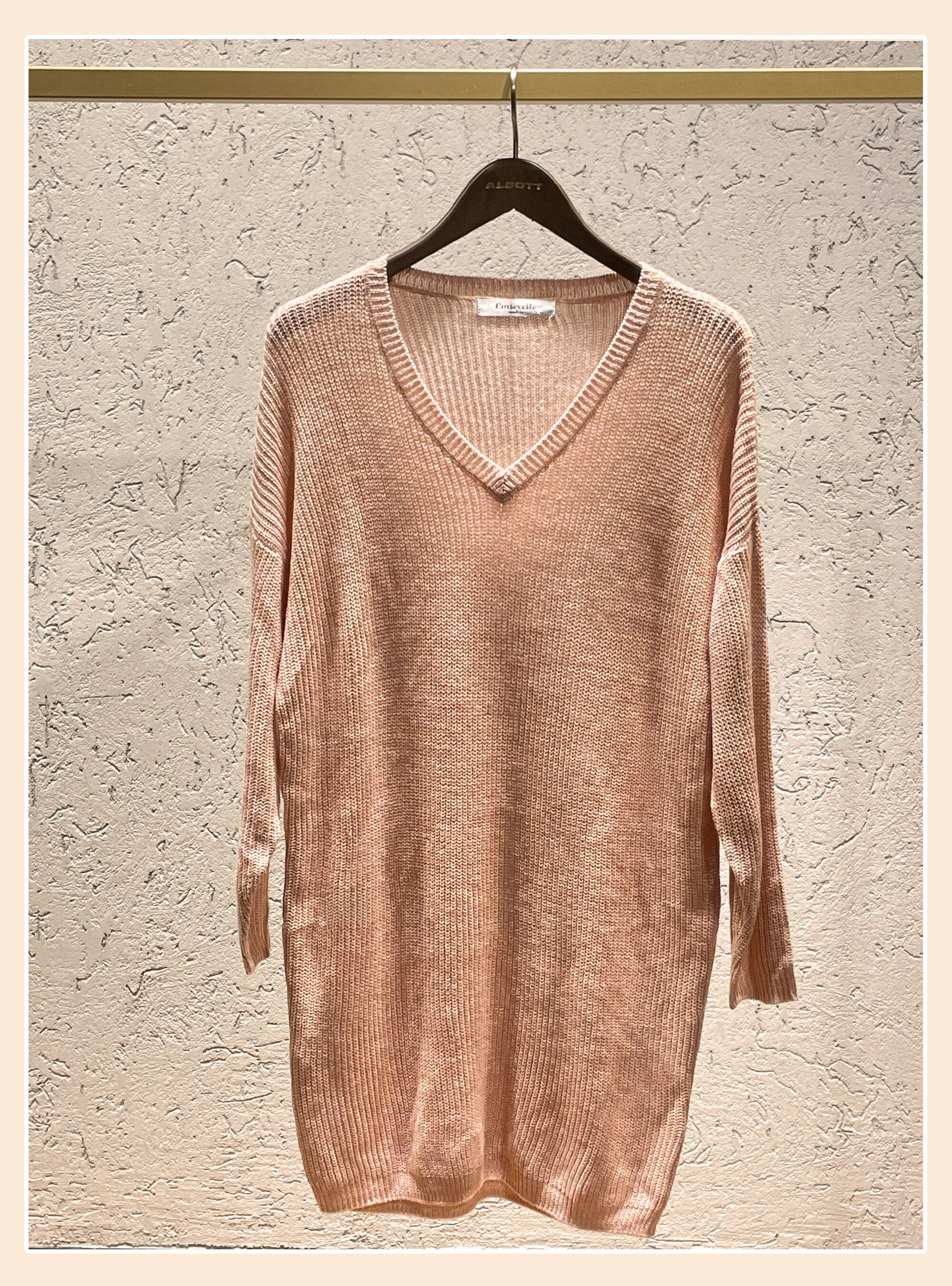 Knitted dress with V-neck