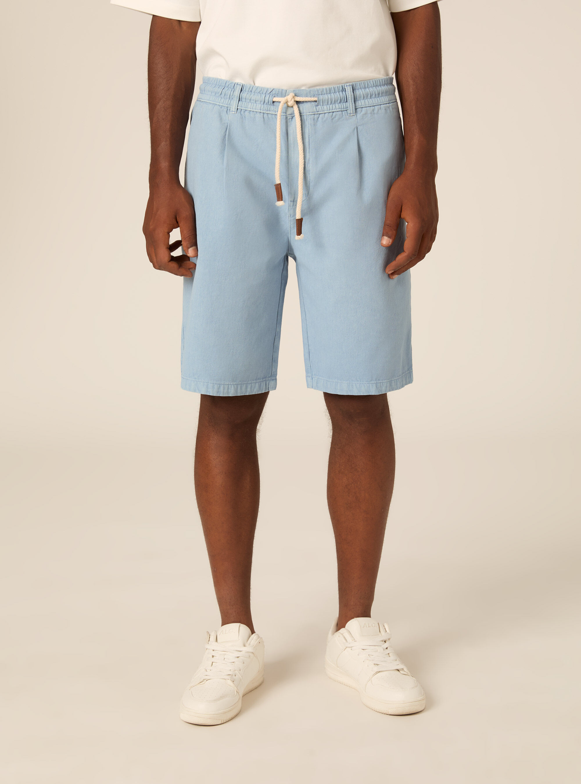 Bermudas de Baby Twill con Pinzas y Cord&oacute;n