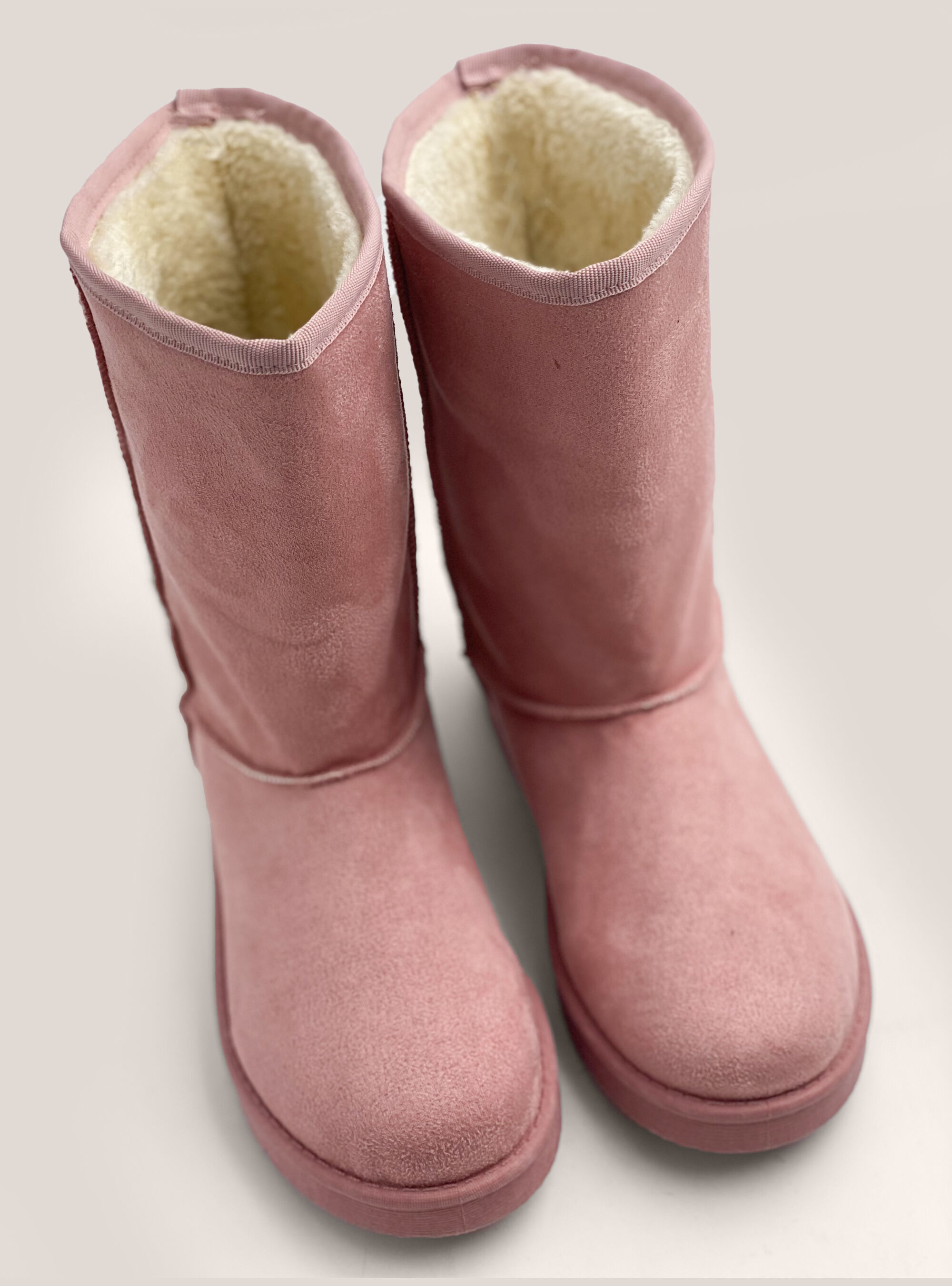 Short pink shop ugg boots