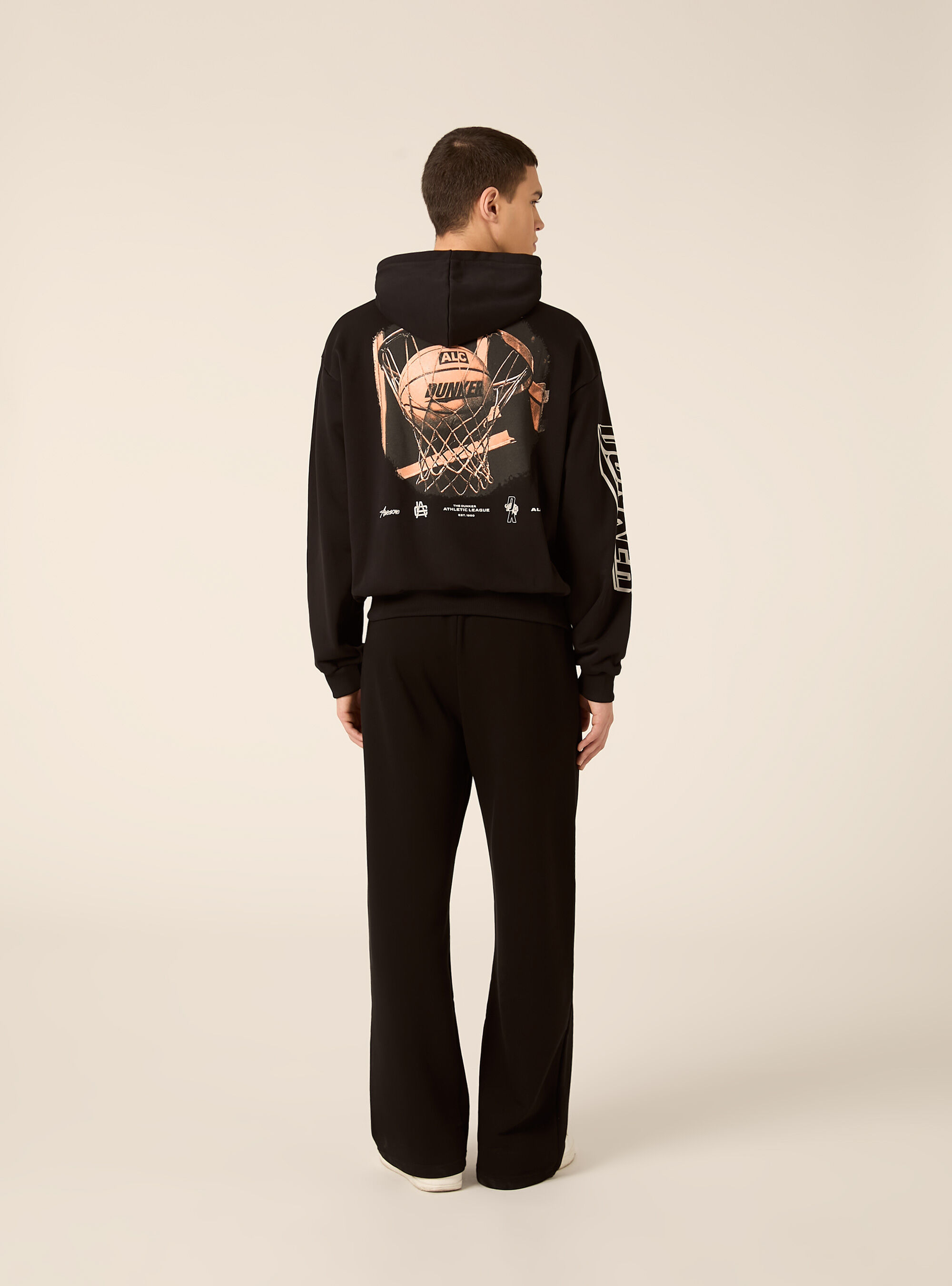 Felpa cappuccio con stampa basket boxy fit, BK1 BLACK
