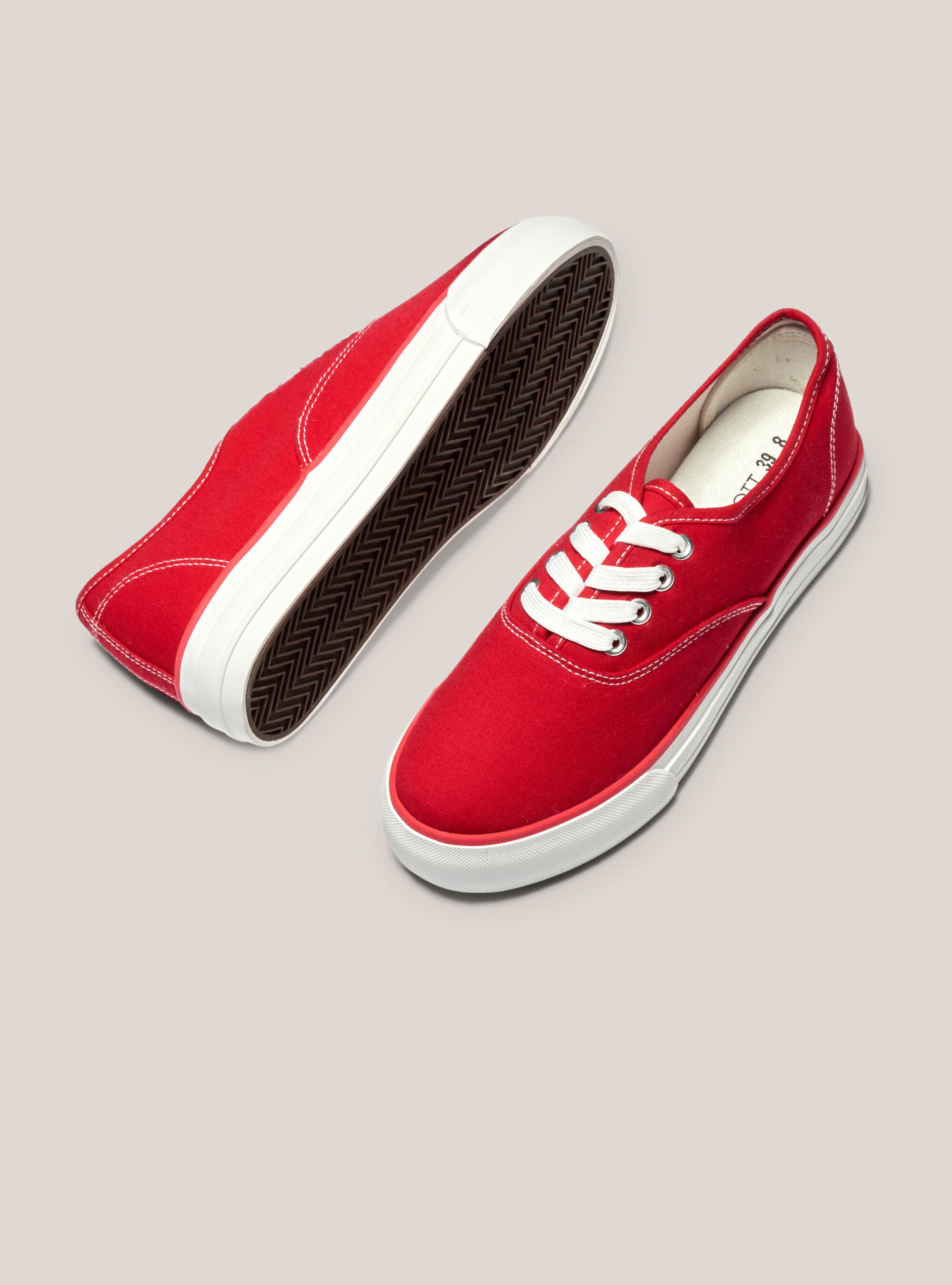 Sneakers basse in tessuto leggero