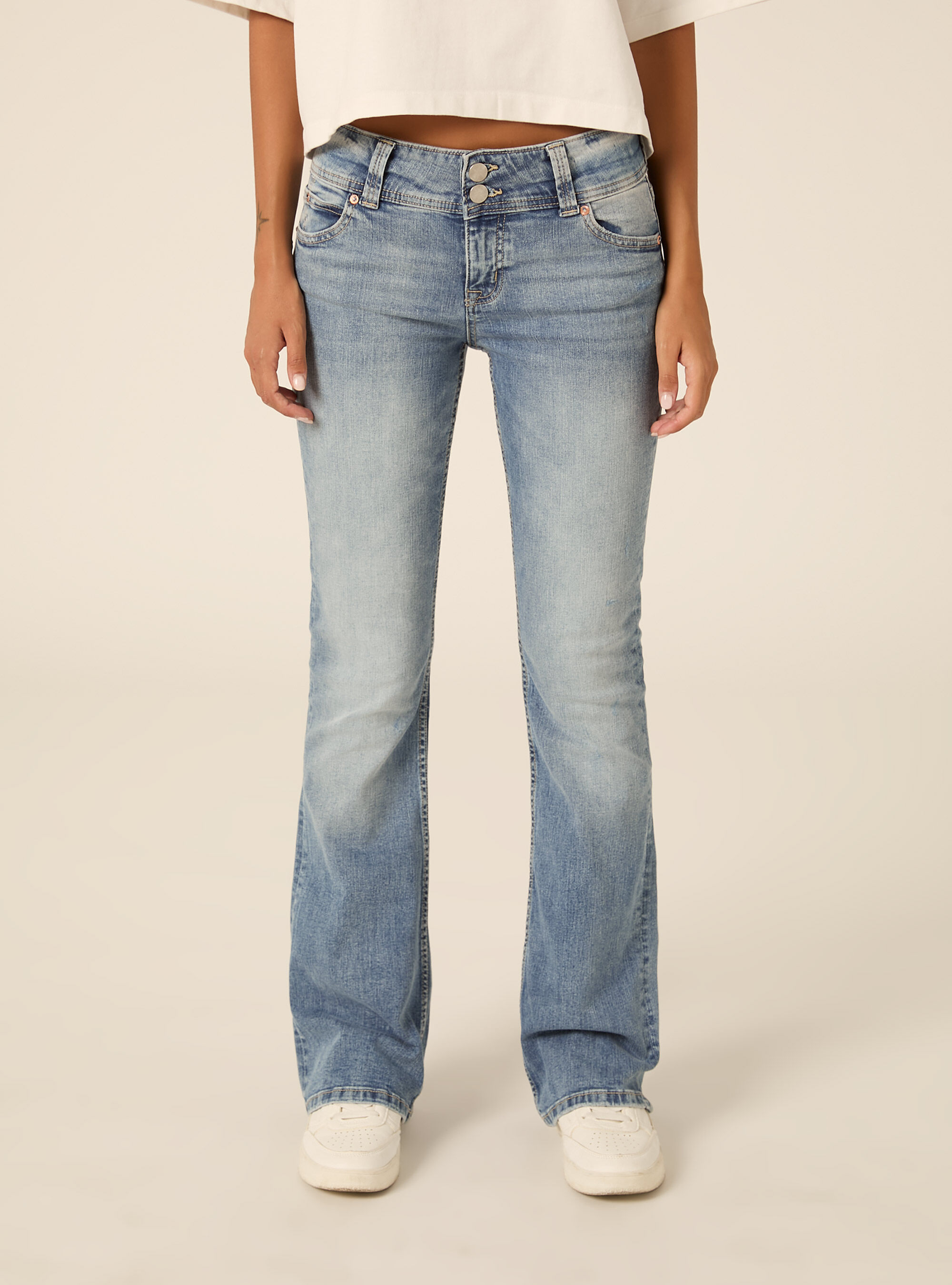 Jeans bootcut  vita bassa