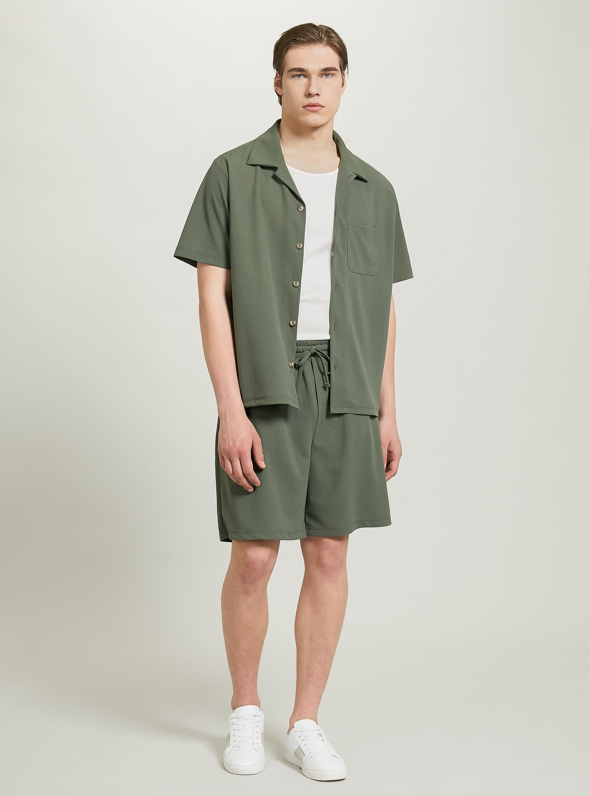 Oversize Bermuda Shorts with short sleeves, KY1 KAKY DARK