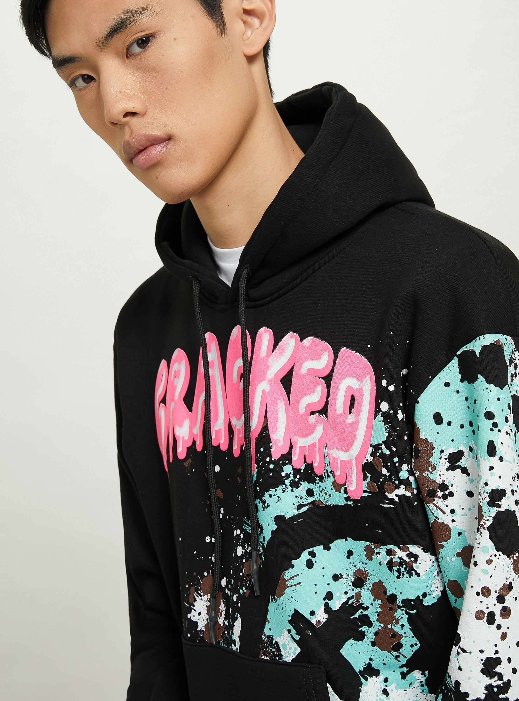 Sweatshirt with Cracked print