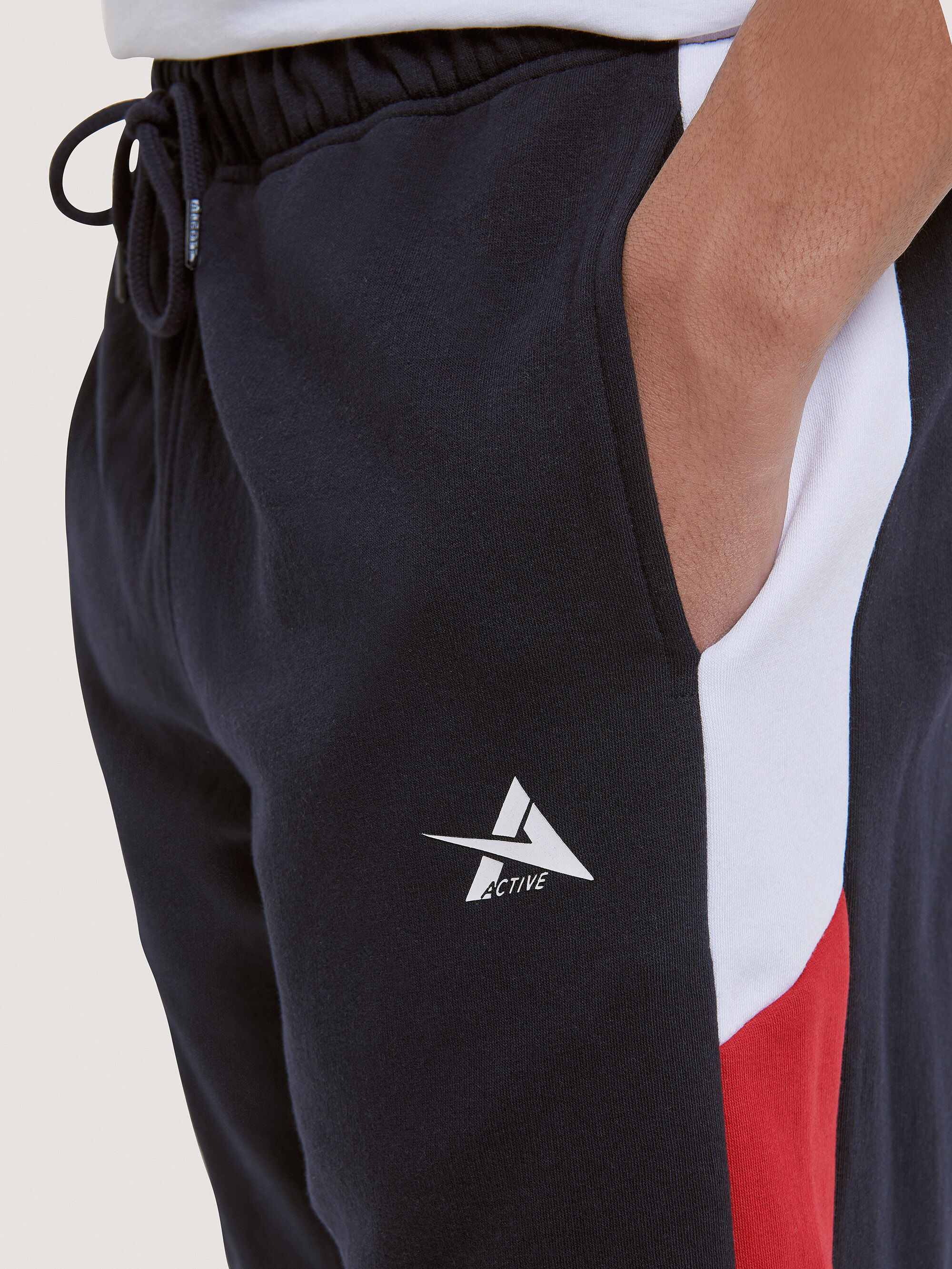 Pantalon de surv&ecirc;tement court en coton avec imprim&eacute;, C210 BLUE NAVY