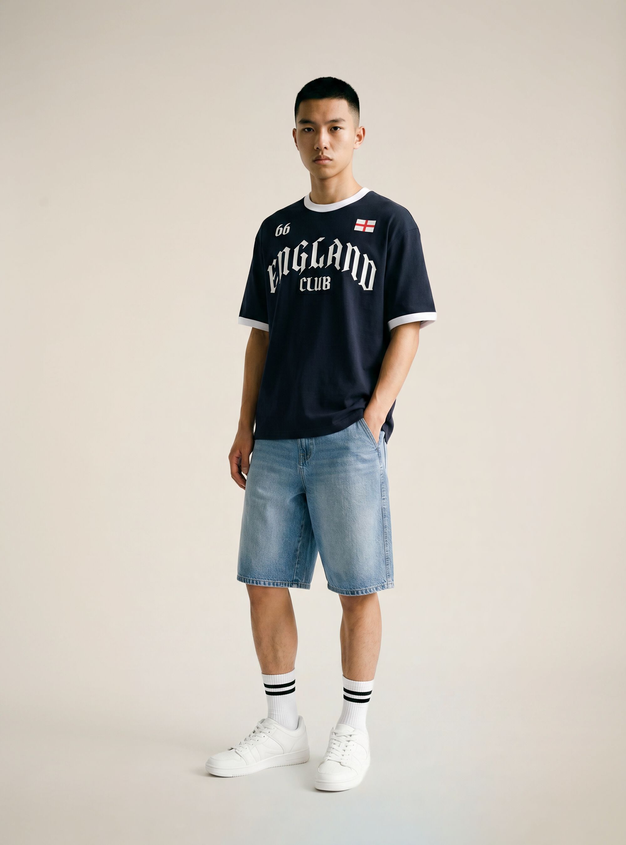 T-shirt boxy fit con stampa mondiali