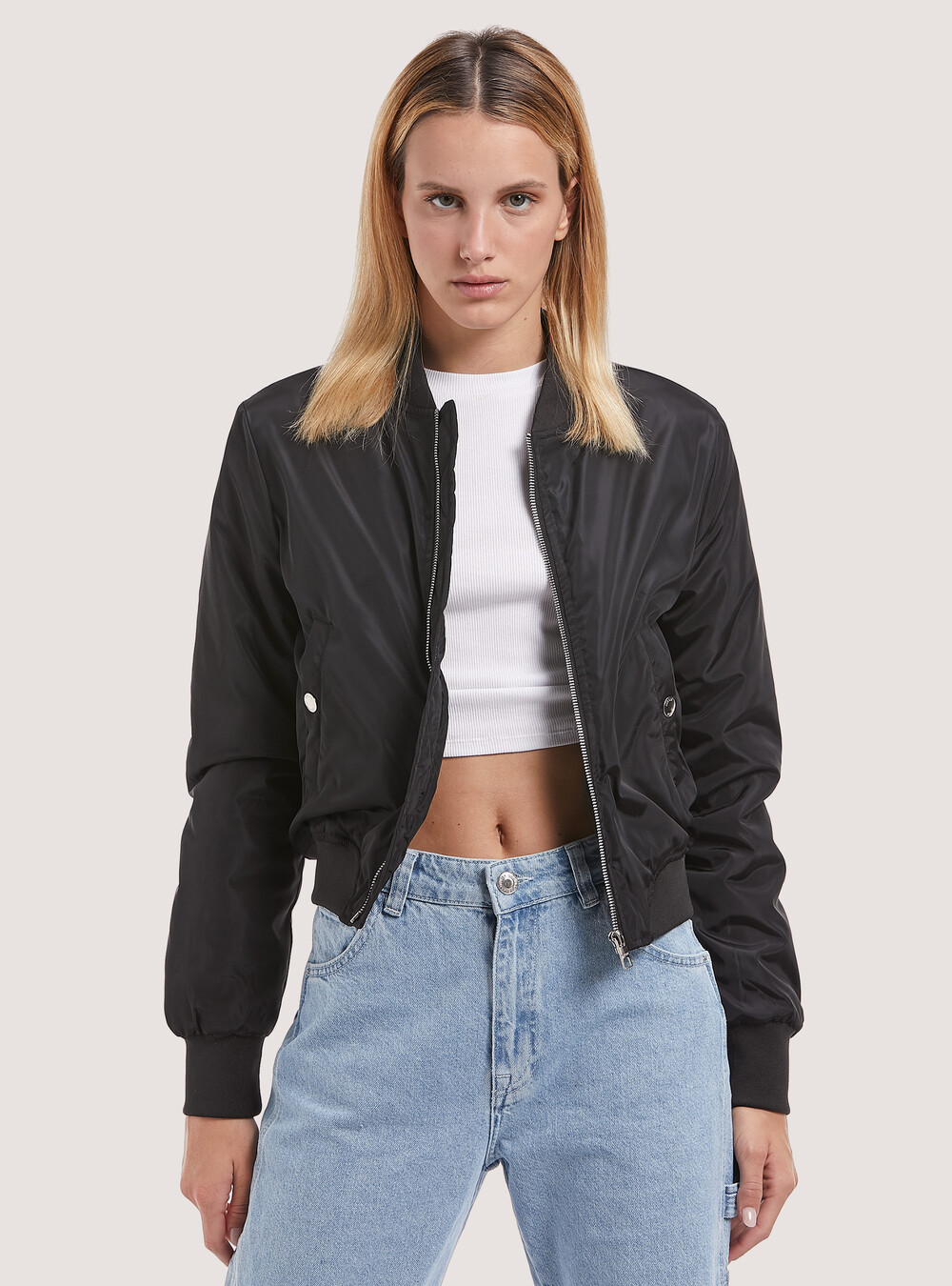 Bomber cropped con imbottitura riciclata1
