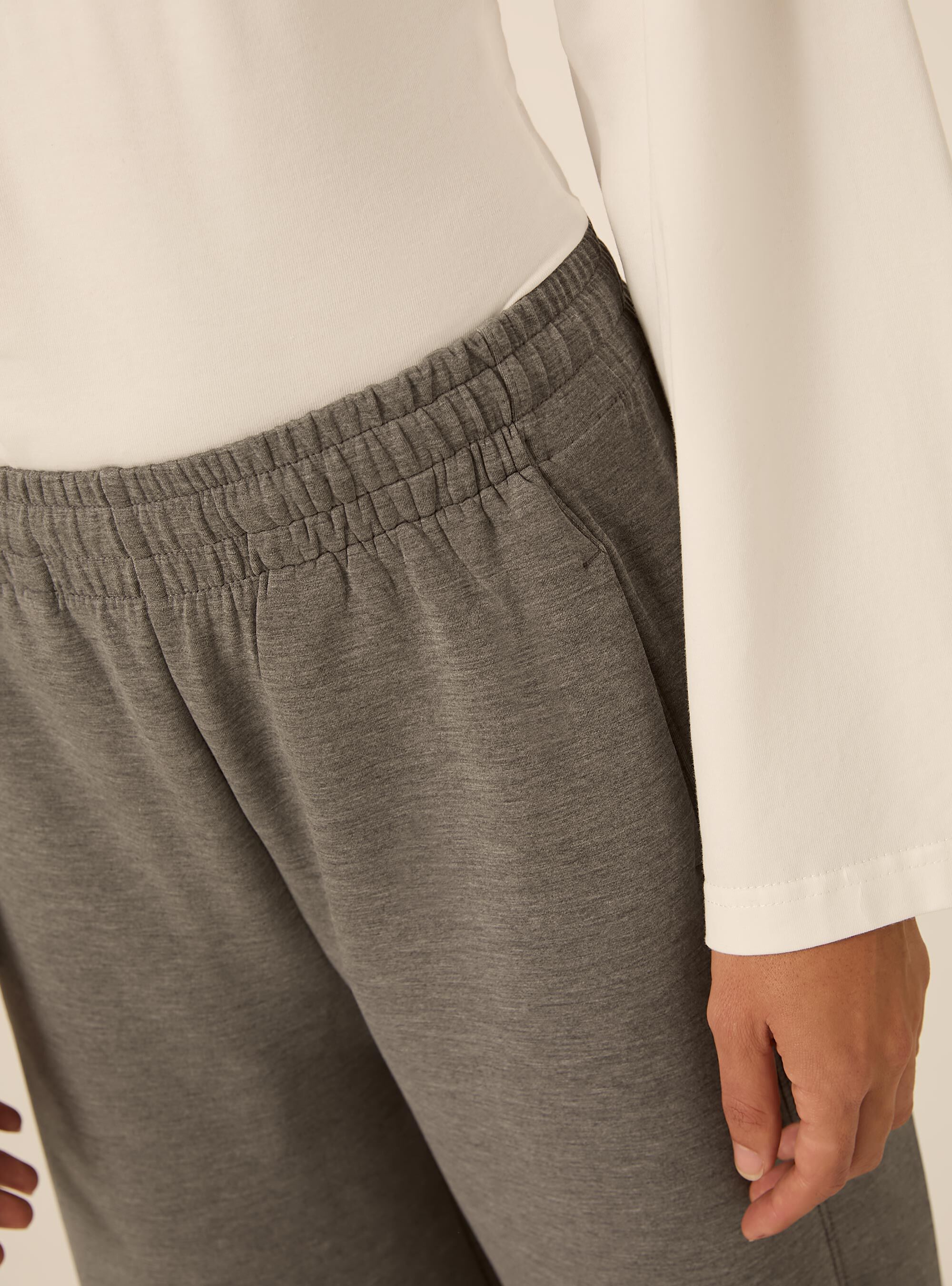 Soft touch barrel joggpants mit elastischem bund, MGY1 GREY MEL DARK