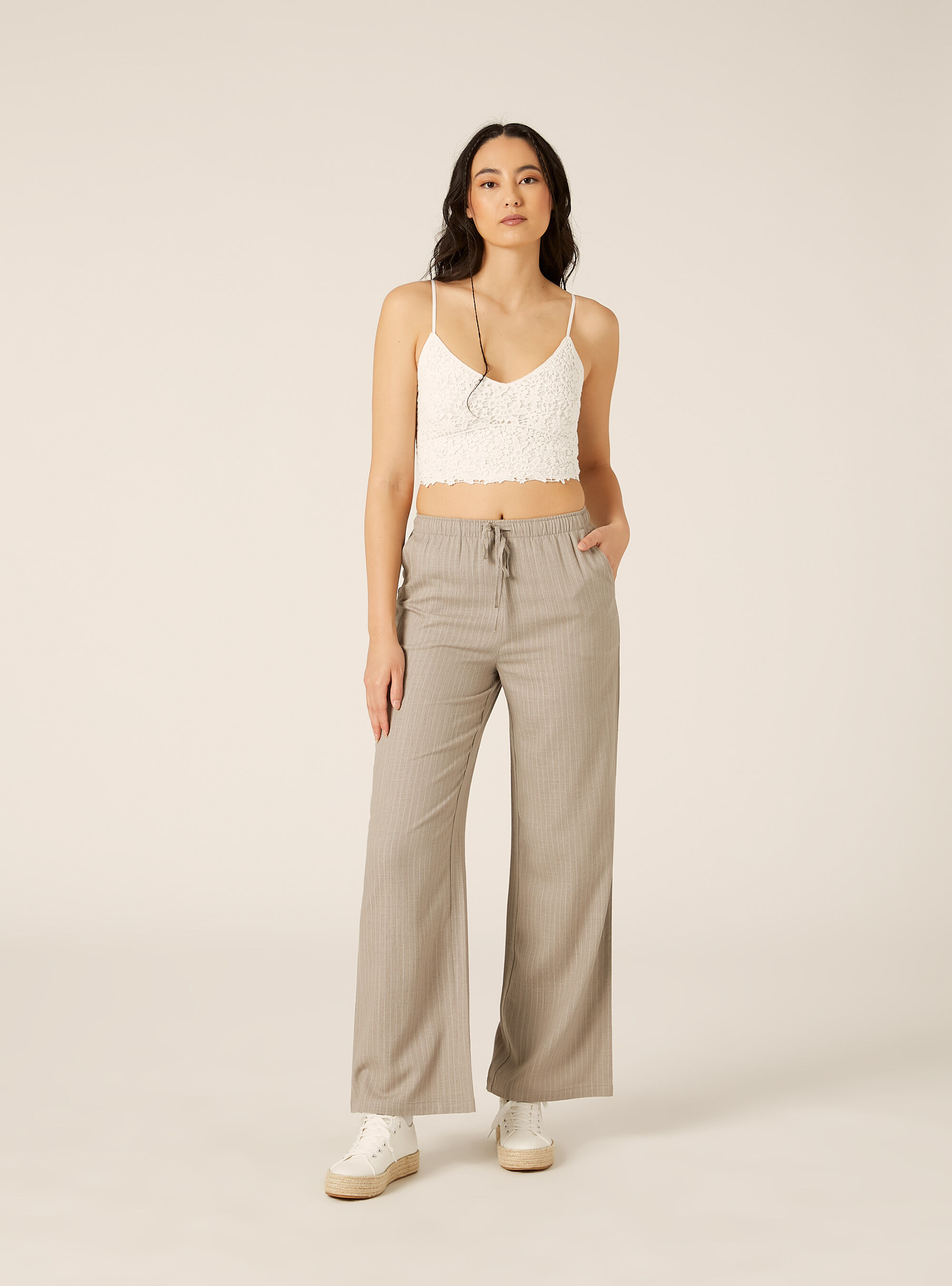 Top crochet con bretelle