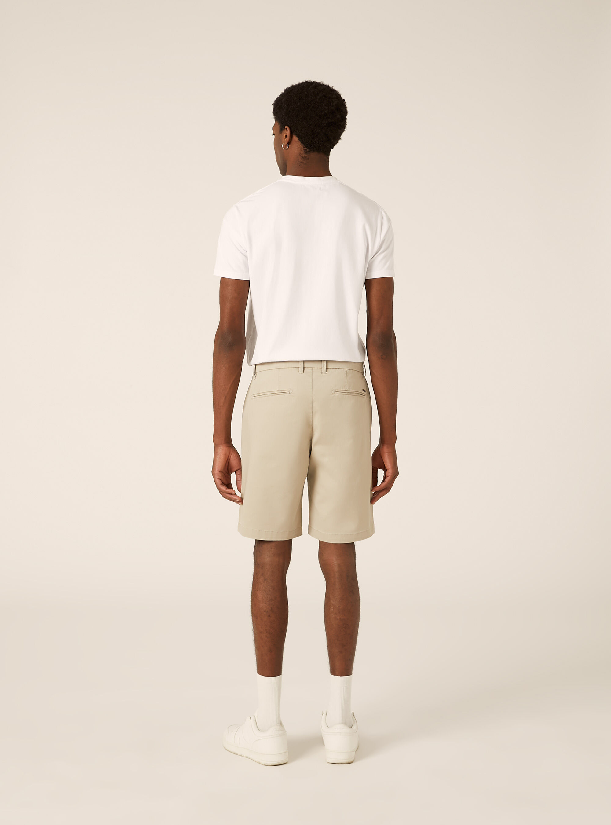 Bermuda in twill elasticizzato basico, BG2 BEIGE MEDIUM