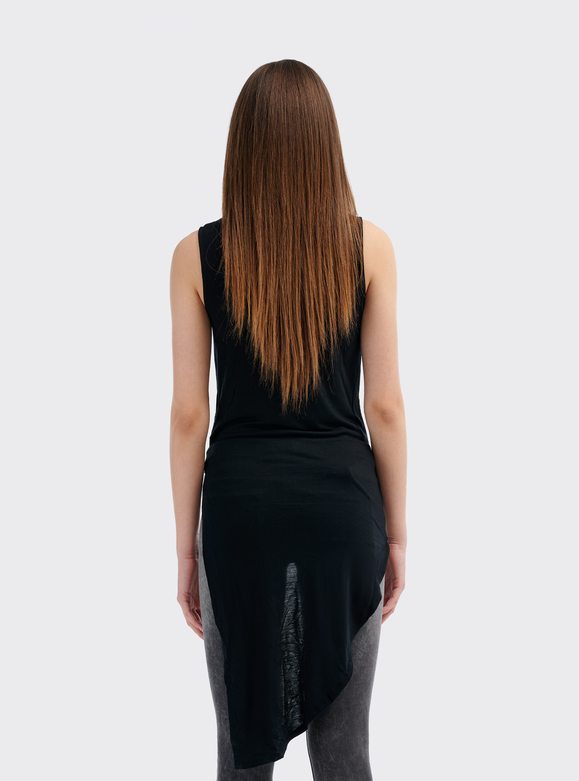 Top asimmetrico con dettagli con brillantini