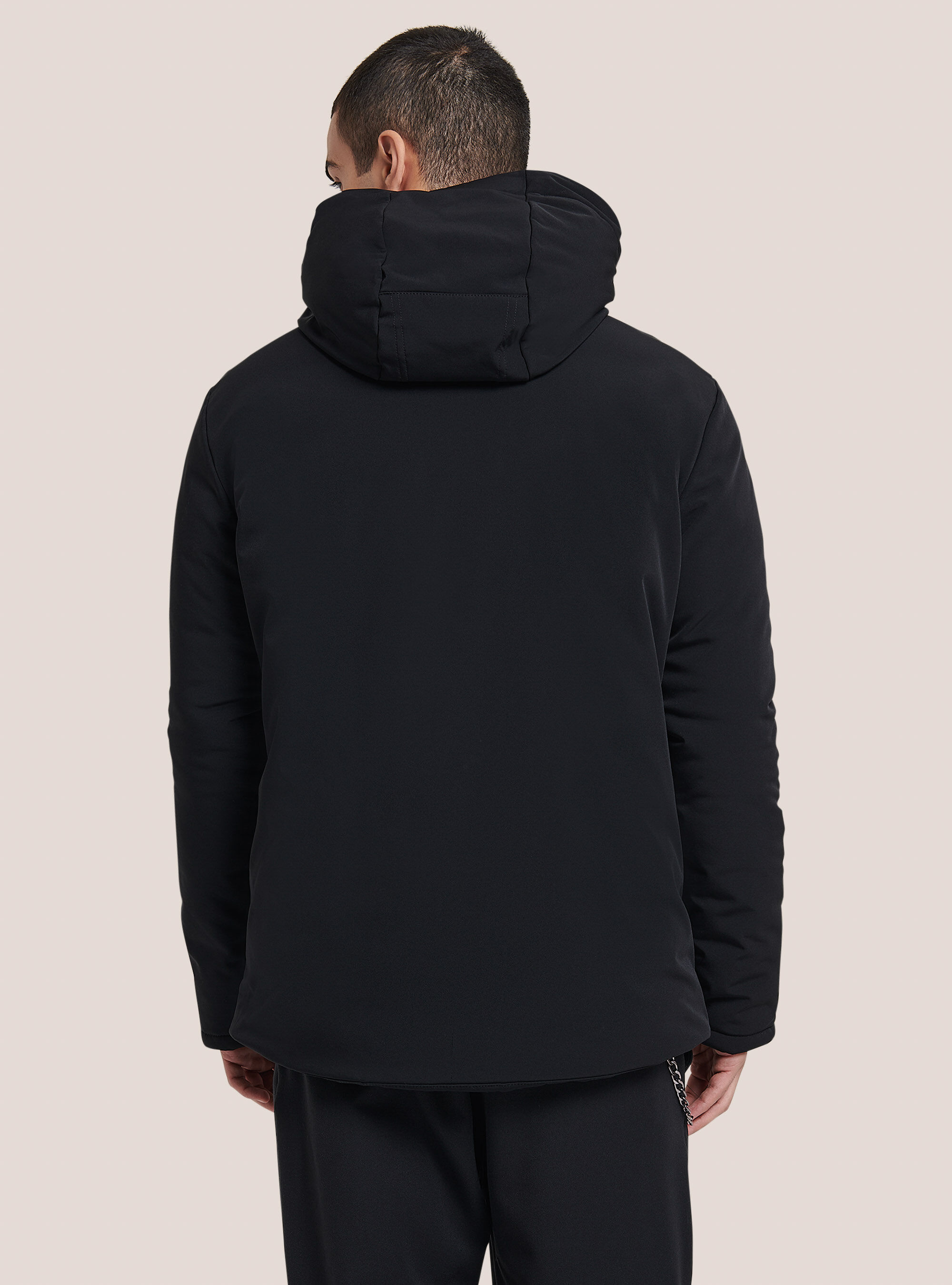 Technical fabric jacket with 100% recycled padding