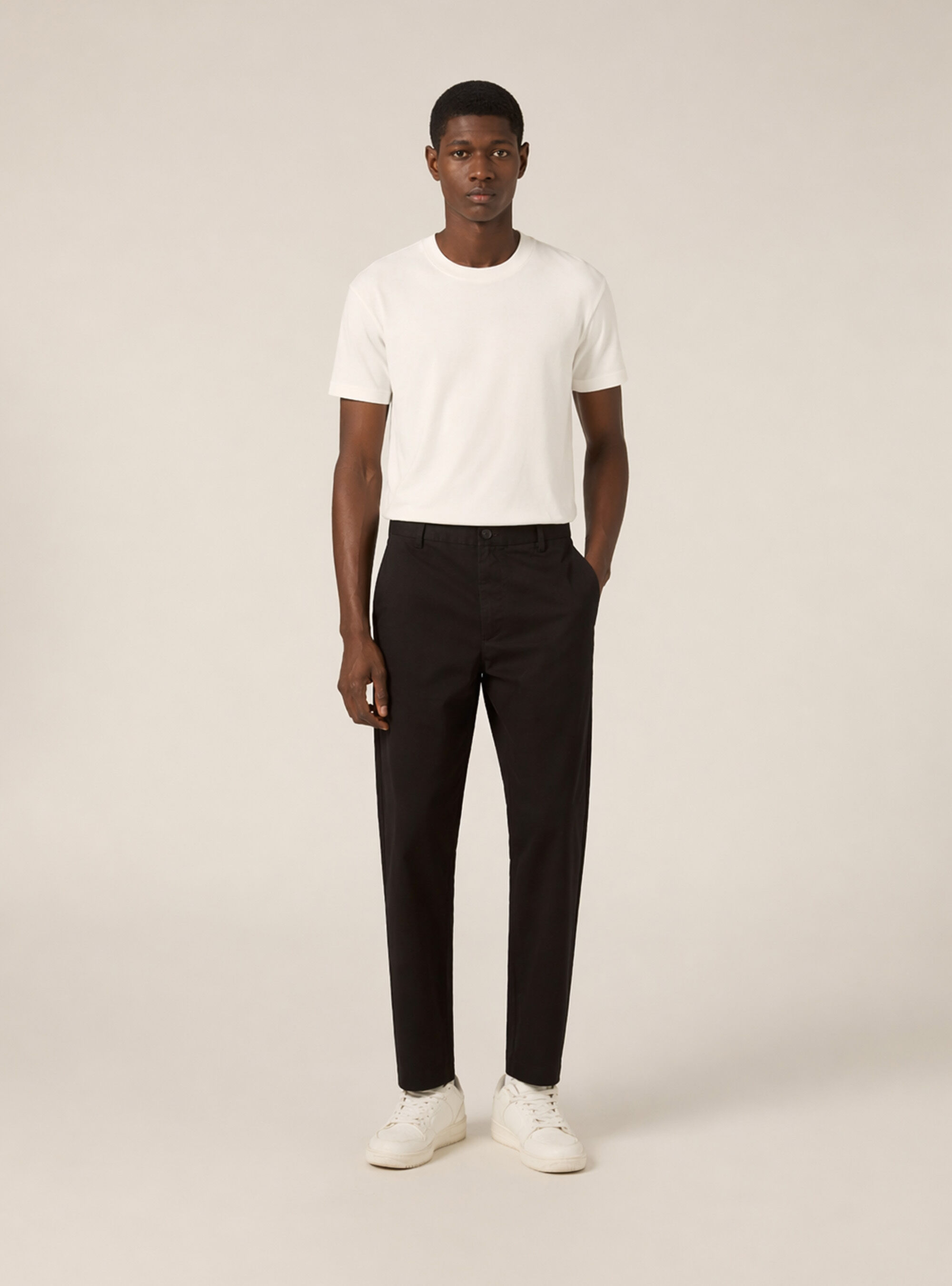 Pantalon chino slim fit en twill stretch, BK1 BLACK