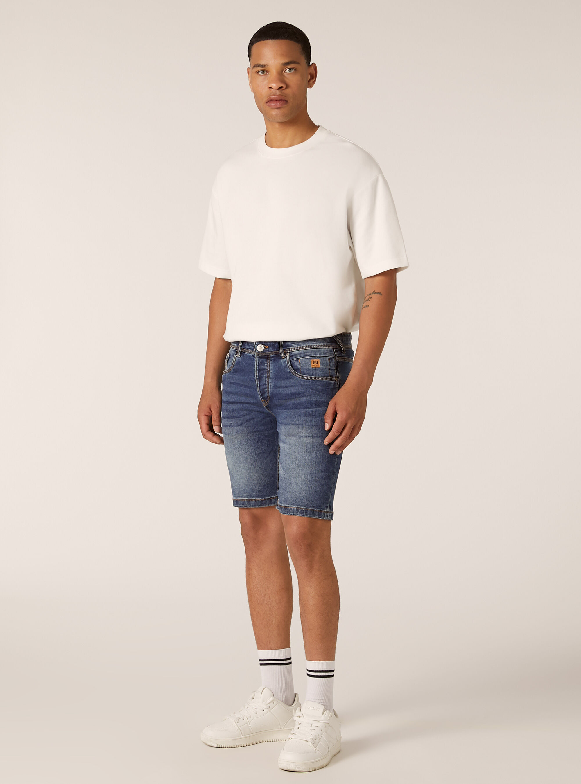 Skinny Fit Denim Bermuda Shorts, D003 MEDIUM BLUE