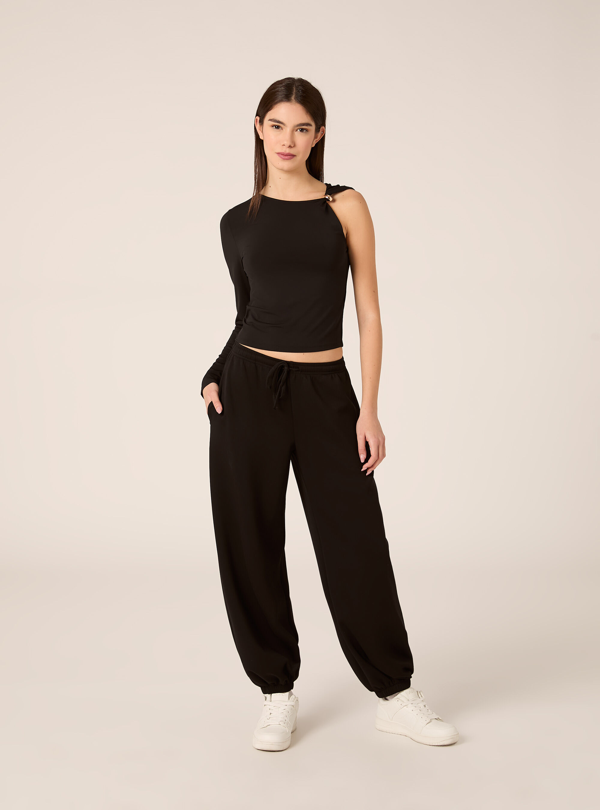 One-shoulder T-shirt, BK1 BLACK