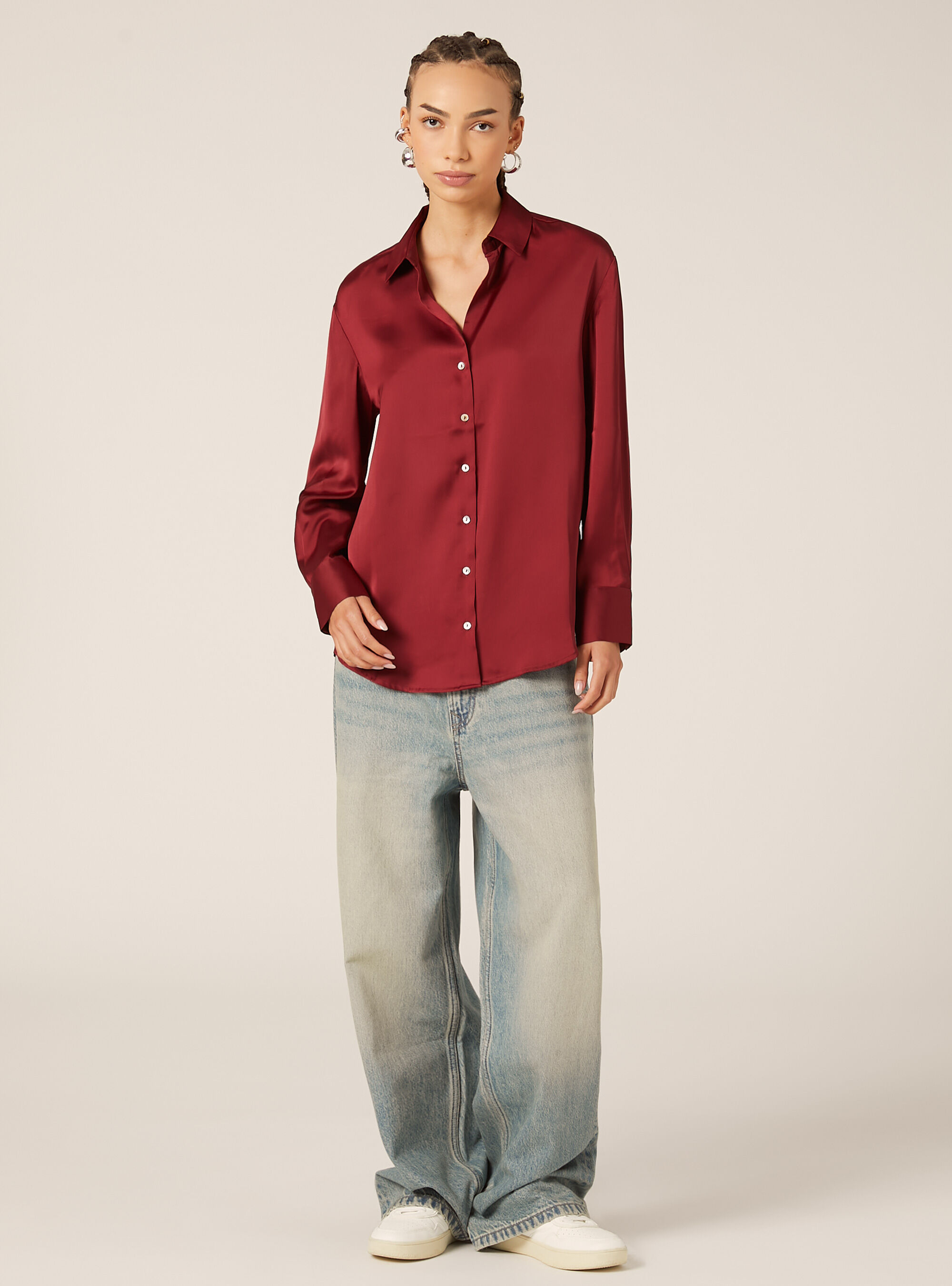 Camicia in satin in tinta unita